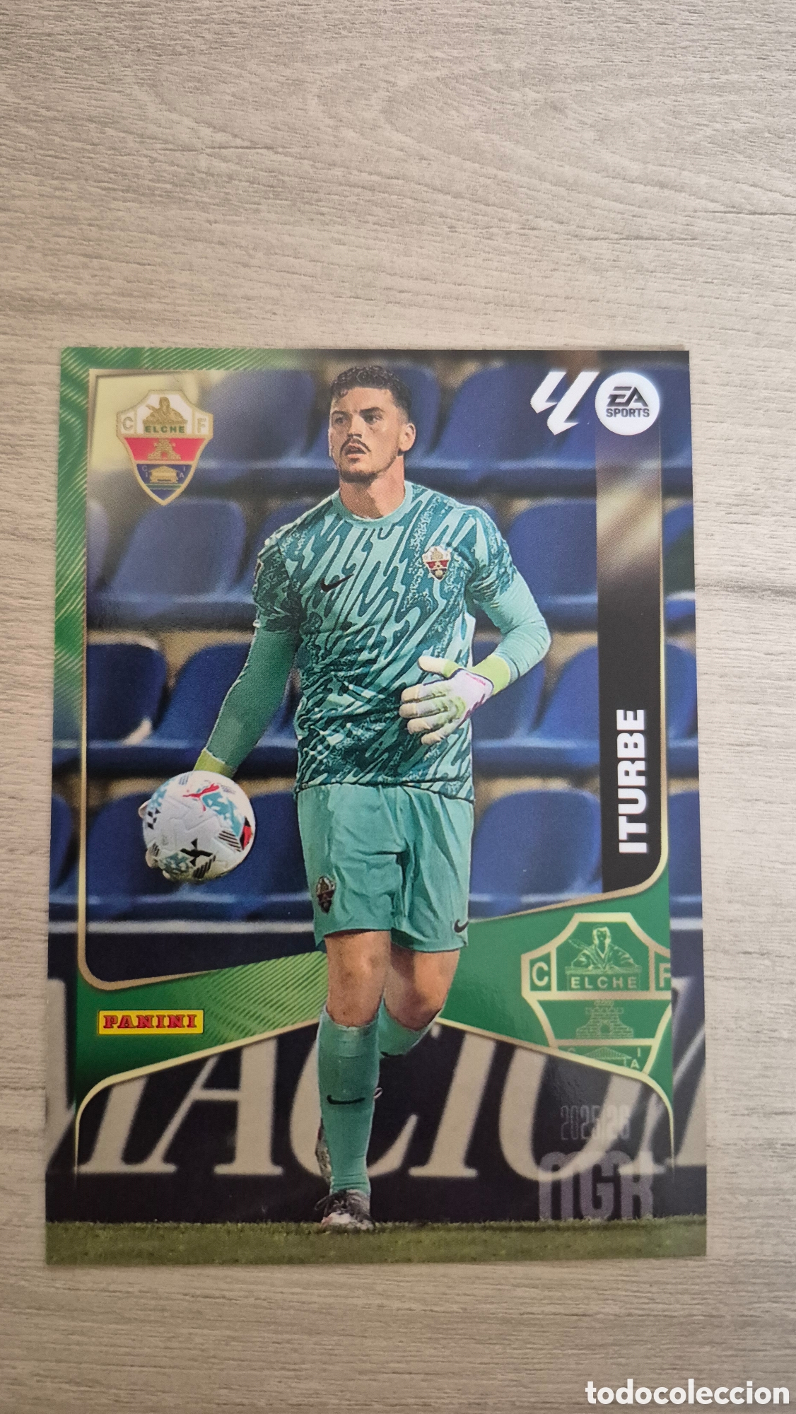 Cromos de f&uacute;tbol: N&deg;129 Elche Iturbe Megacracks 25/26