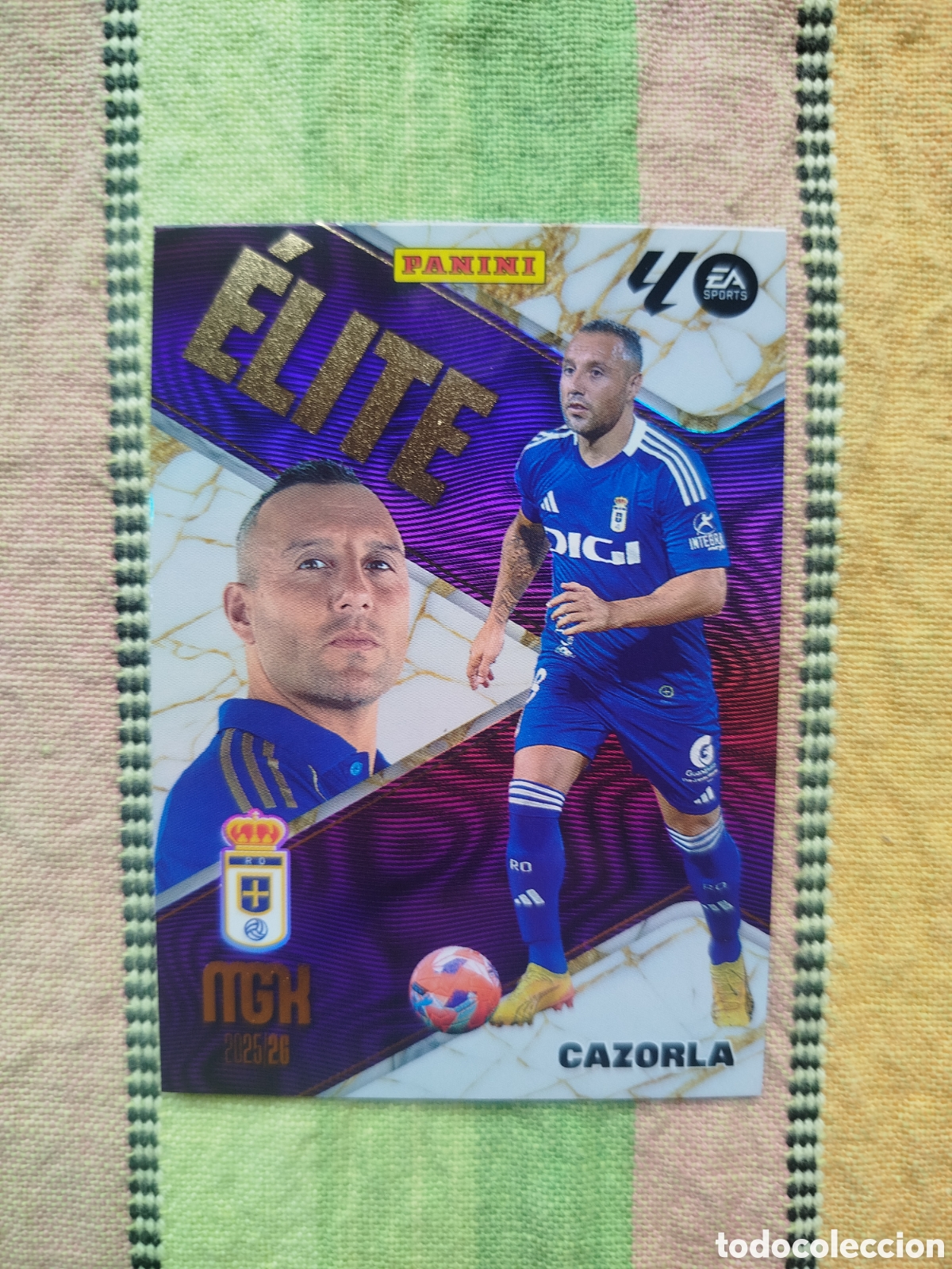 Fu&szlig;ball-Sticker: MEGACRACKS 25-26-ELITE 507 CAZORLA OVIEDO-TERCERA EDICION