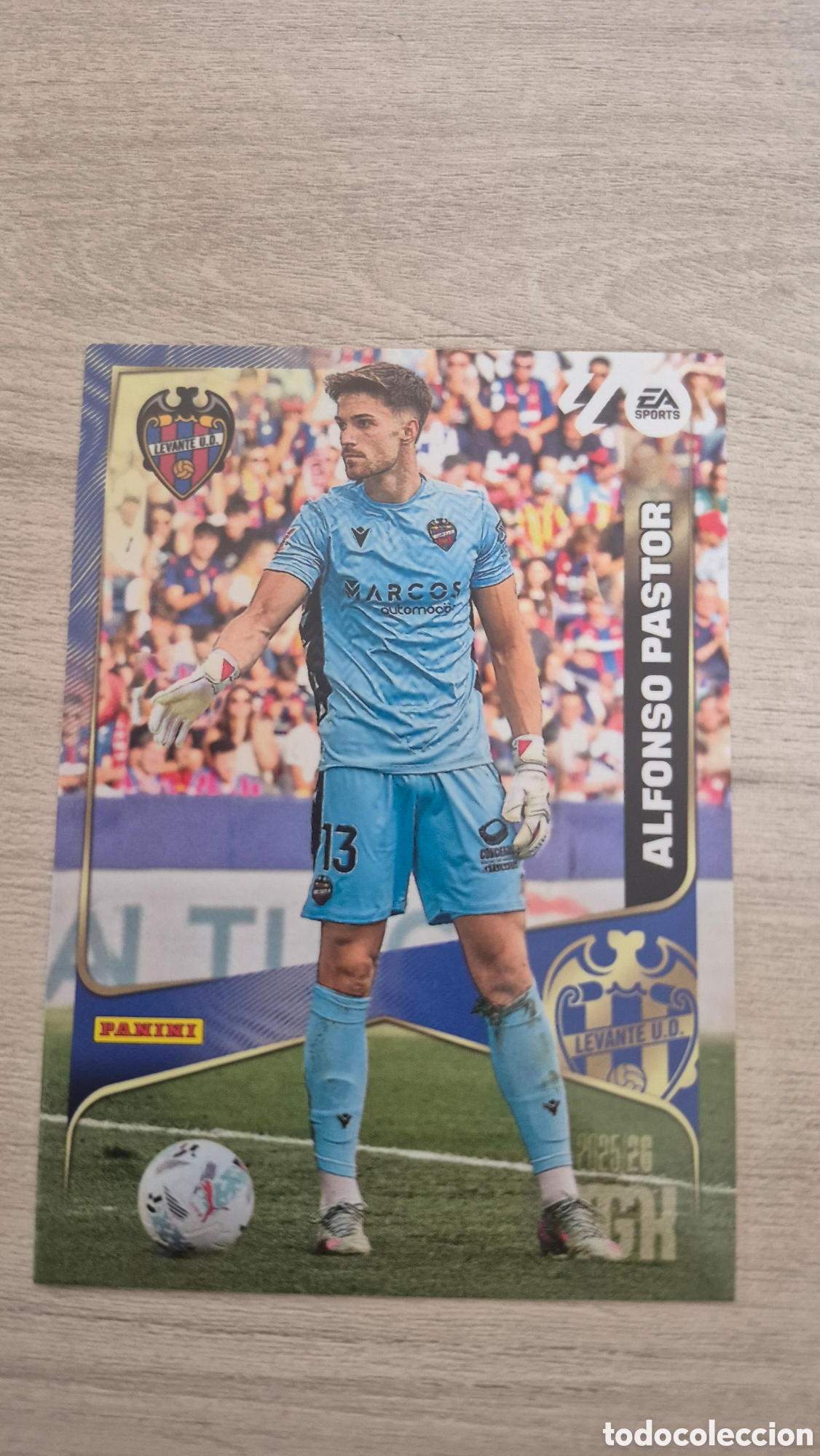 Figurine di Calcio: N&deg;201 Levante Alfonso Pastor Megacracks 25/26