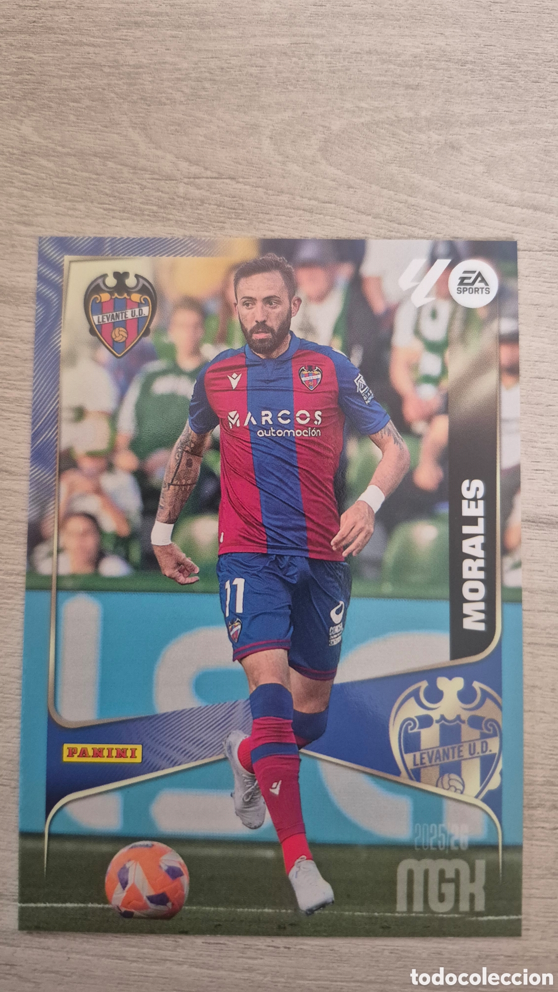 Fu&szlig;ball-Sticker: N&deg;216 Levante Morales Megacracks 25/26
