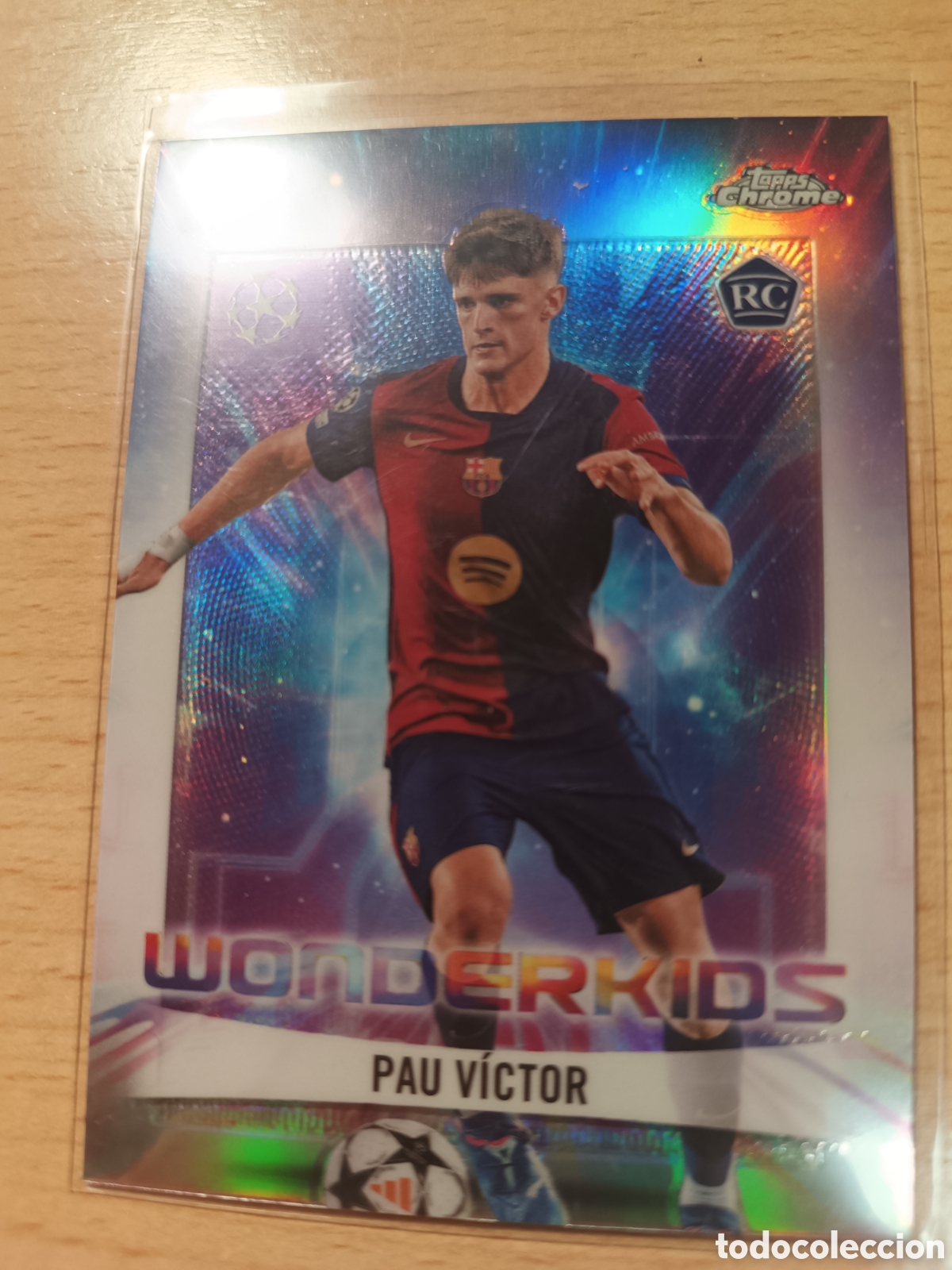 Figurine di Calcio: #WK-6 PAU VICTOR FC BARCELONA WONDERKIDS TOPPS CHROME UEFA CLUB COMPETITITONS 2024-25