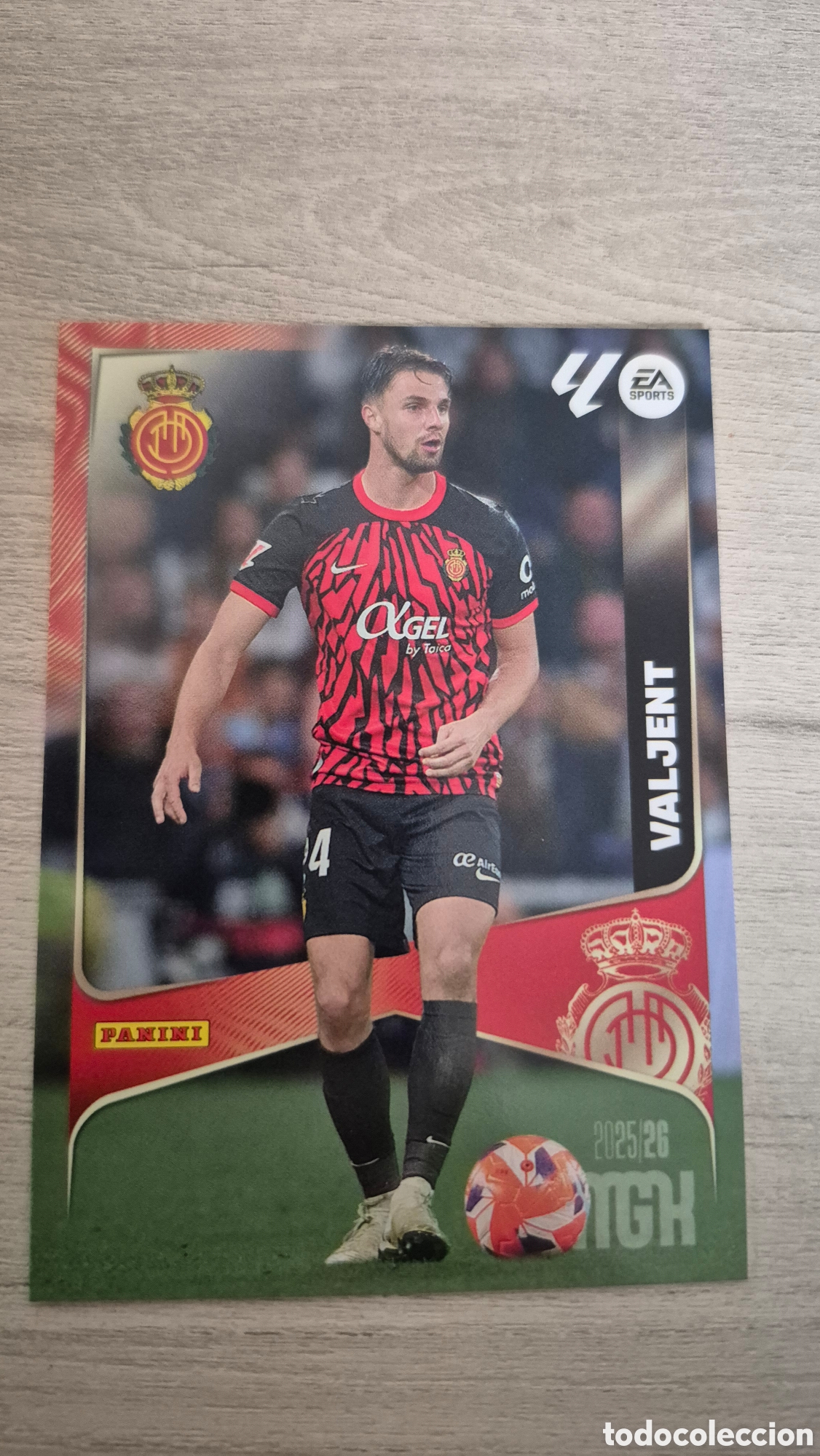 Fu&szlig;ball-Sticker: N&deg;241 Mallorca Valjent Megacracks 25/26