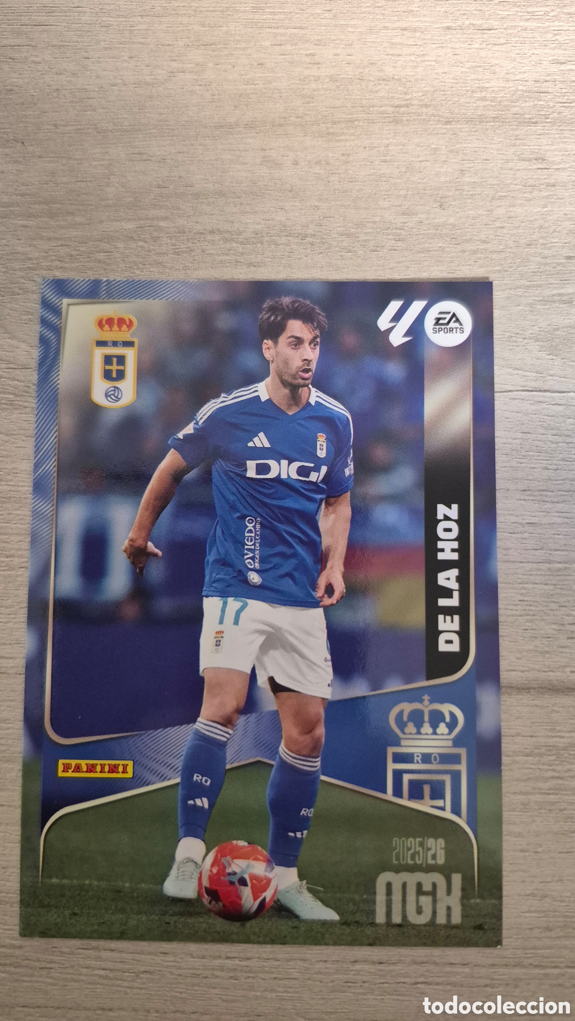 Figurine di Calcio: N&deg;280 Oviedo De La Hoz Megacracks 25/26