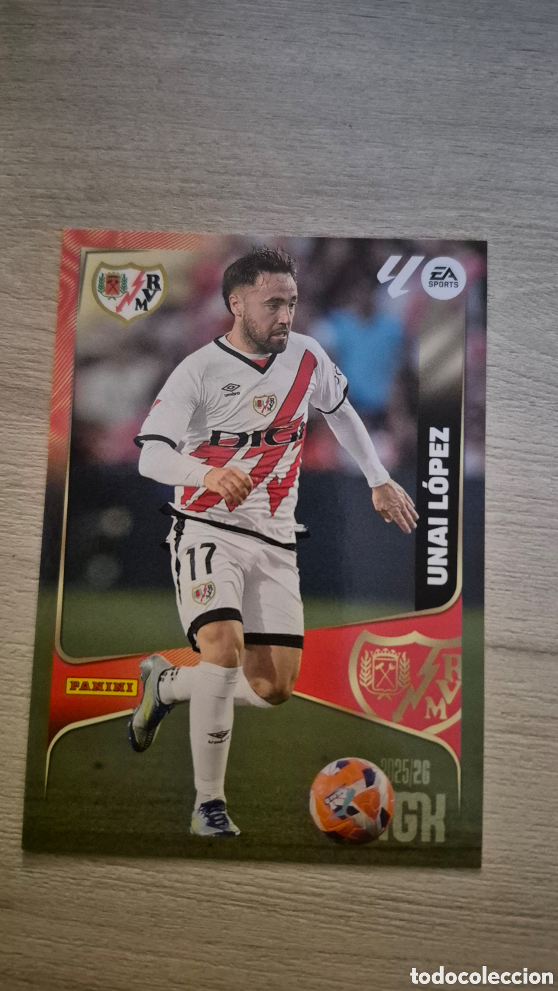 Figurine di Calcio: N&deg;300 Rayo Vallecano Unai L&oacute;pez Megacracks 25/26