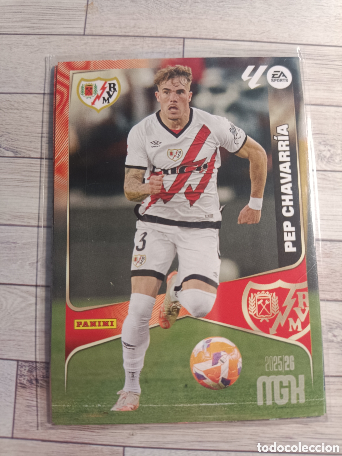 Cromos de f&uacute;tbol: 296 PEP CHAVARRIA RAYO VALLECANO MEGACRACKS 2025 2026 PANINI 25 26
