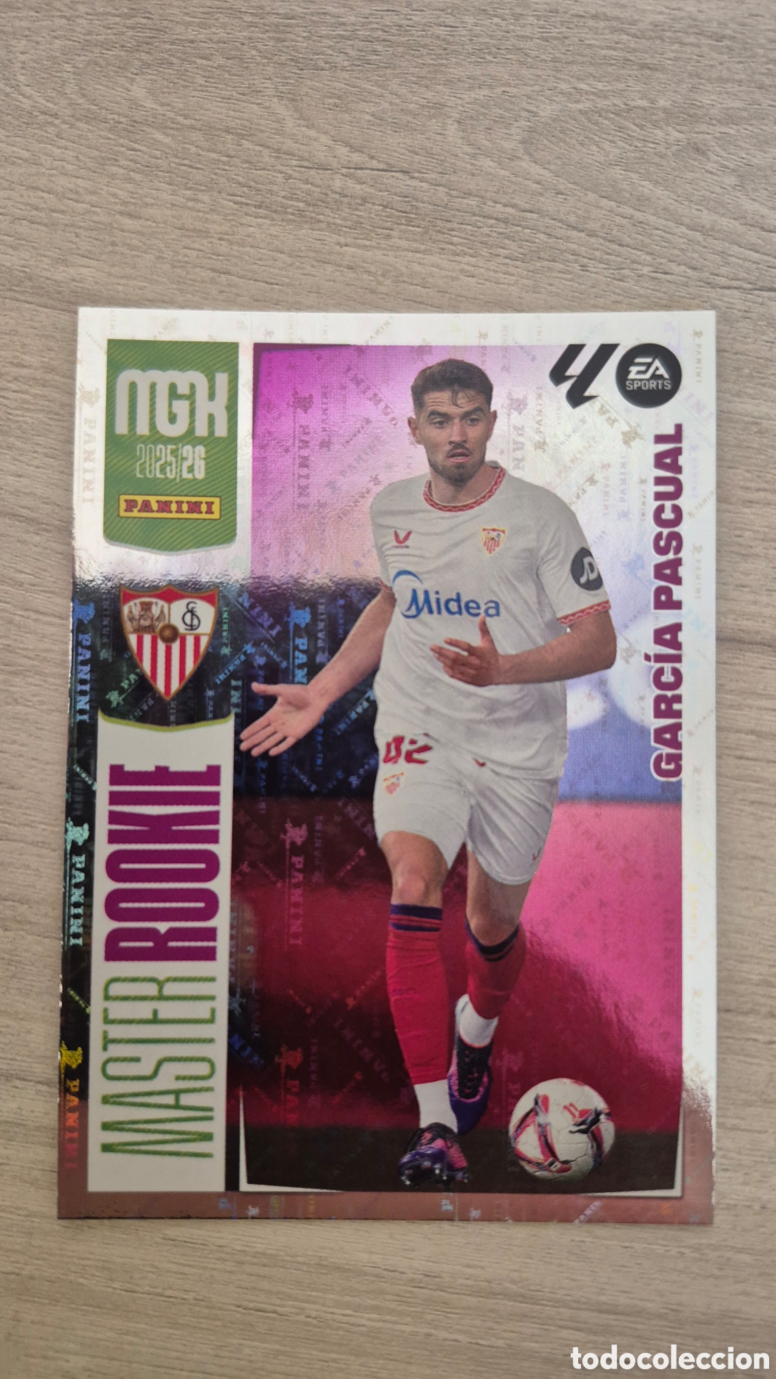 Fu&szlig;ball-Sticker: N&deg;412 Master Rookie Garc&iacute;a Pascual Megacracks 25/26