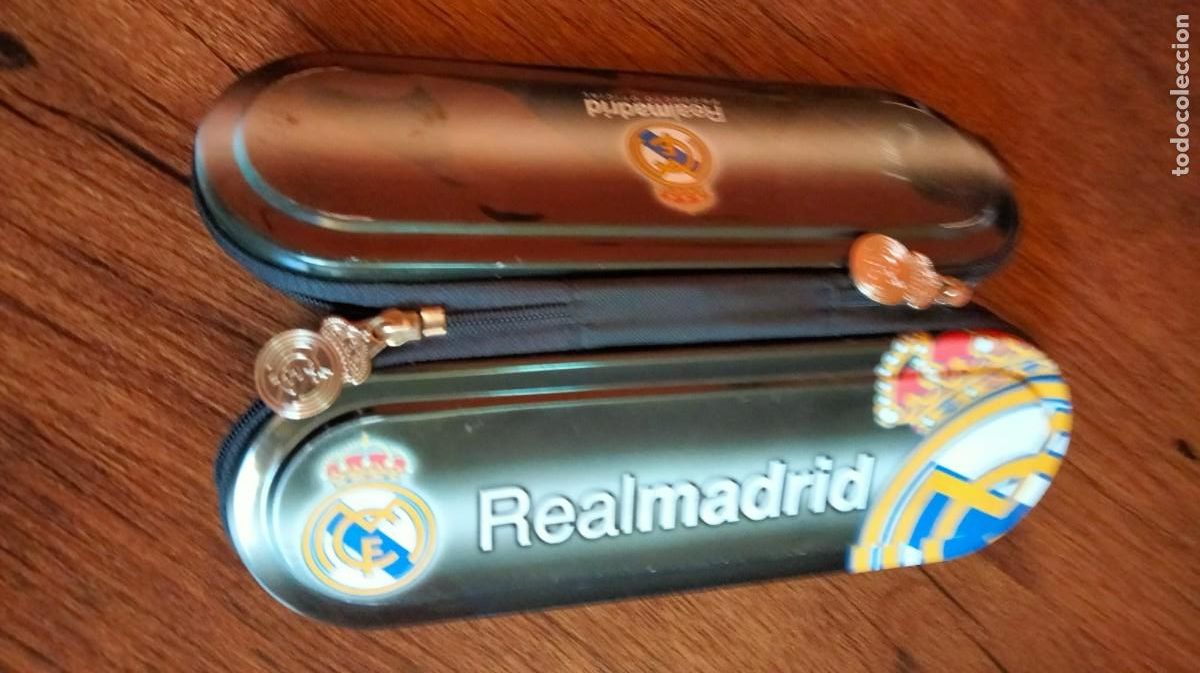 Cromos de f&uacute;tbol: estuche de REAL MADRID - Foto 2