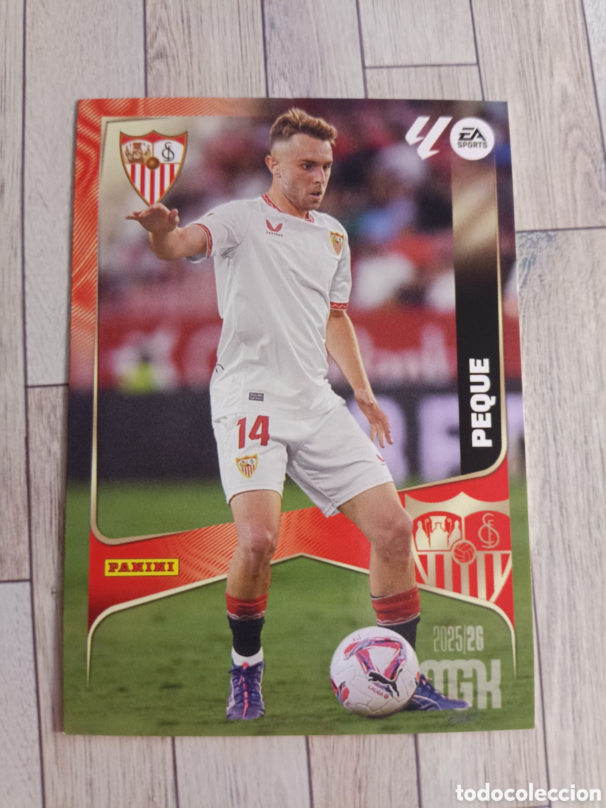 Cromos de f&uacute;tbol: 338 PEQUE SEVILLA MEGACRACKS 2025 2026 PANINI 25 26