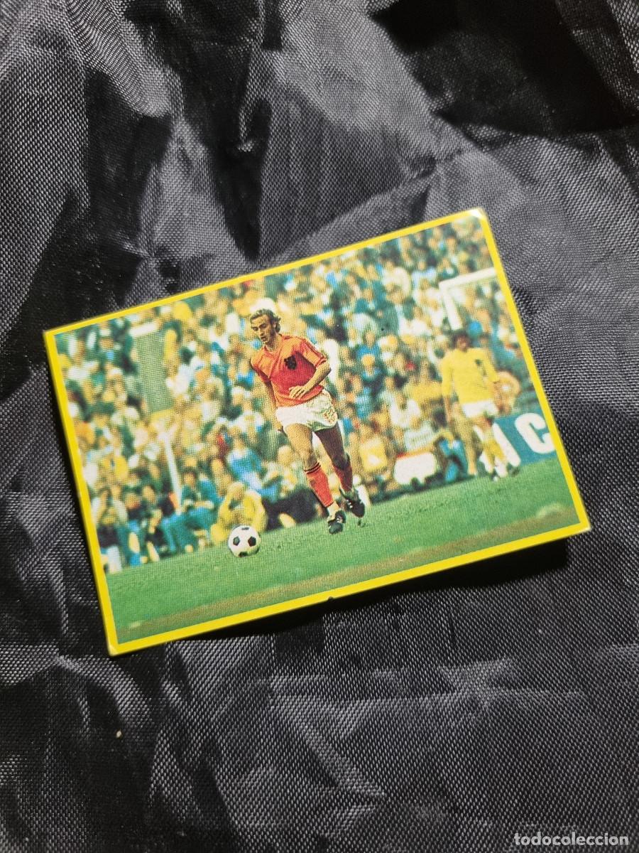 Cromos de F&uacute;tbol: FUTBOL EN ACCION. DANONE. SIN PEGAR. 1982. CROMO N&ordm; 83