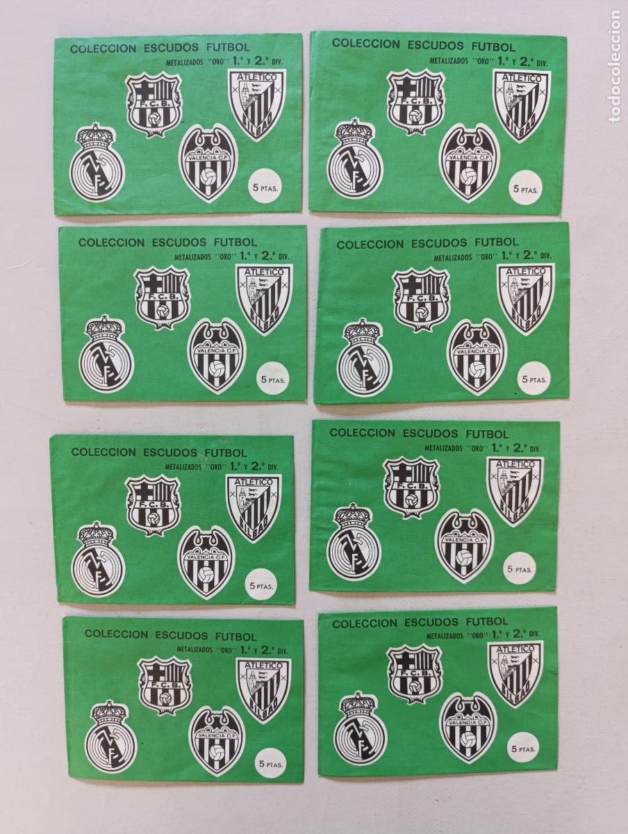 Cromos de F&uacute;tbol: LOTE 8 SOBRES COLECCION ESCUDOS FUTBOL METALIZADOS ORO 1&ordf; Y 2&ordf; DIVISION - SOBRES SIN ABRIR (334D#w)