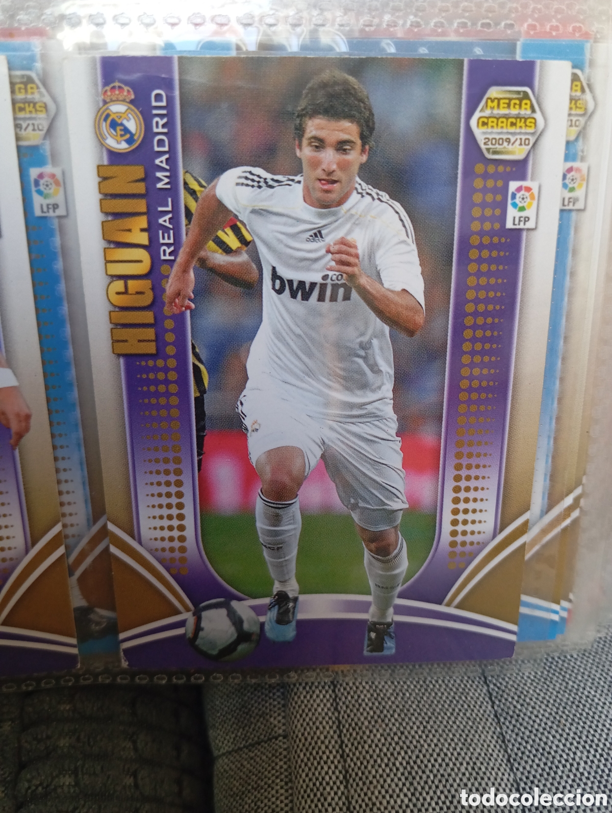 Fu&szlig;ball-Sticker: HIGUAIN REAL MADRID Cromo ficha de futbol Megacracks 2009-2010 MGK 09-10 PANINI