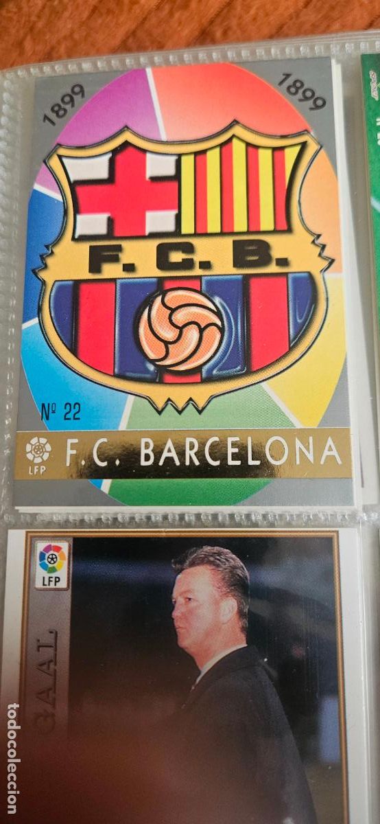 Cromos de F&uacute;tbol: escudo 22 barcelona mundicromo 1997 1998 97 98 card