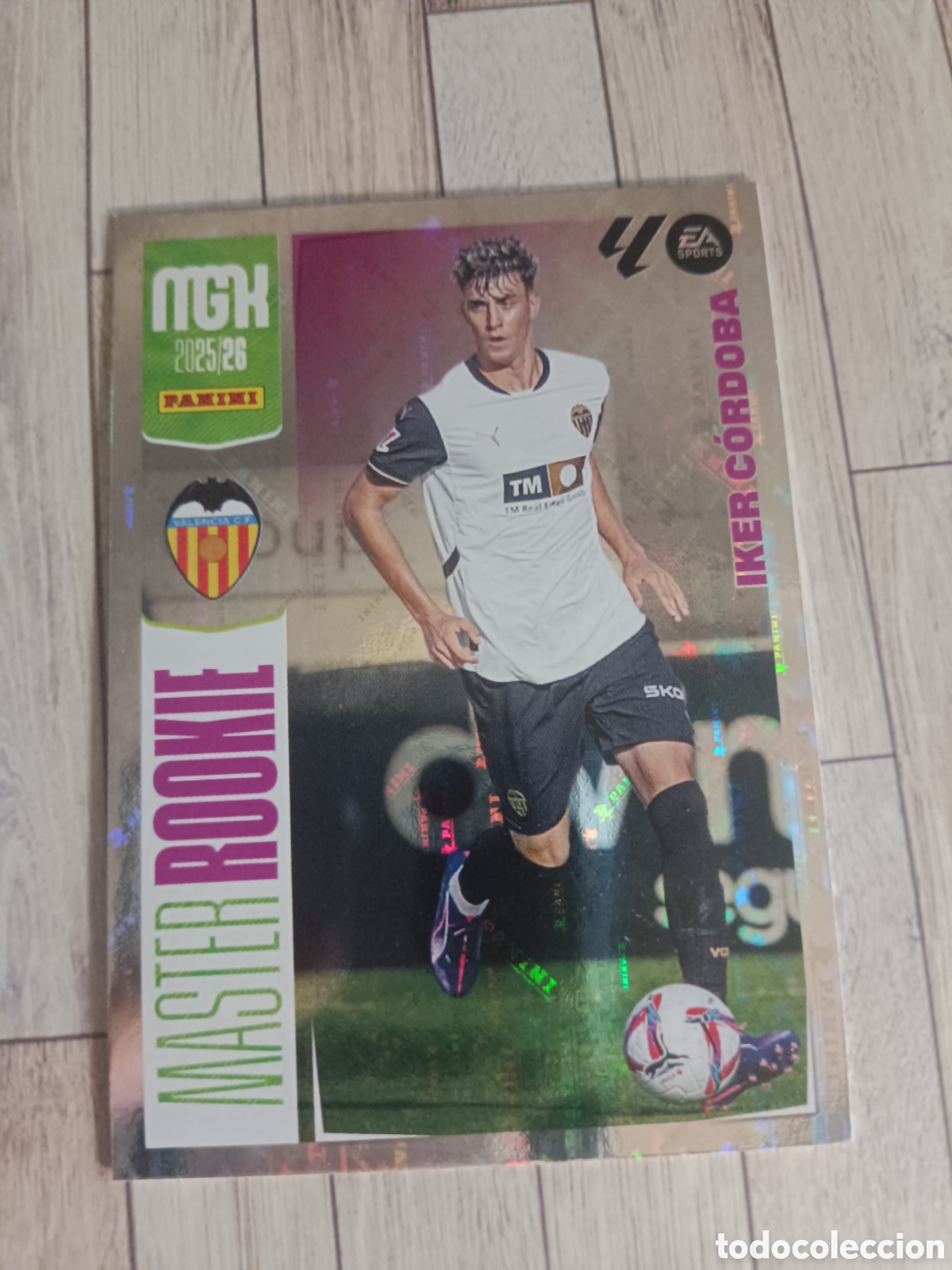 Cromos de f&uacute;tbol: 414 IKER CORDOBA MASTER ROOKIE VALENCIA MEGACRACKS LIGA 2025 2026 PANINI 25 26 MGK