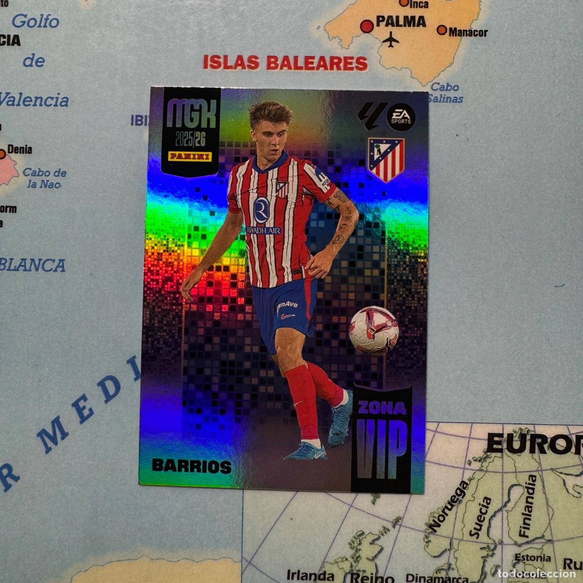 Football Stickers: Barrios serie vip n&uacute;mero 389 Del Atl&eacute;tico de Madrid megacracks 25-26 2025-2026
