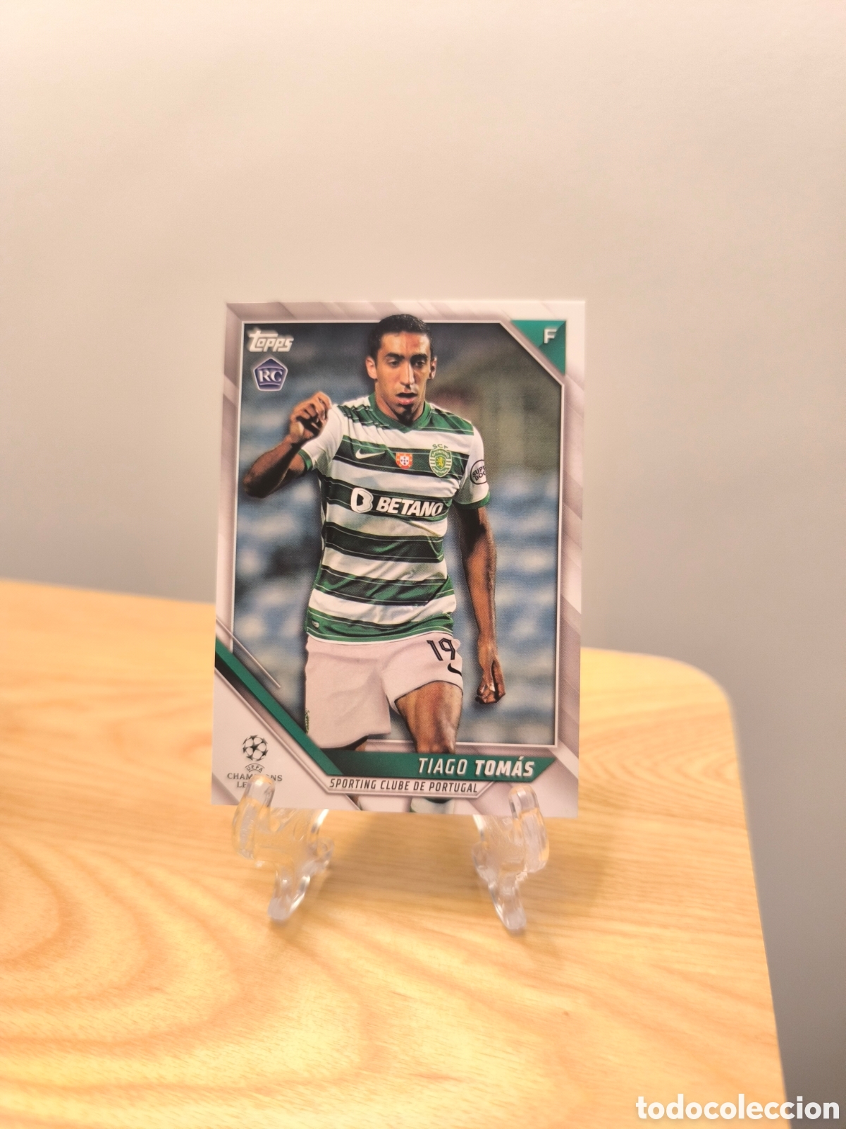 Fu&szlig;ball-Sticker: Tiago Tomas rookie card Topps n&deg;101