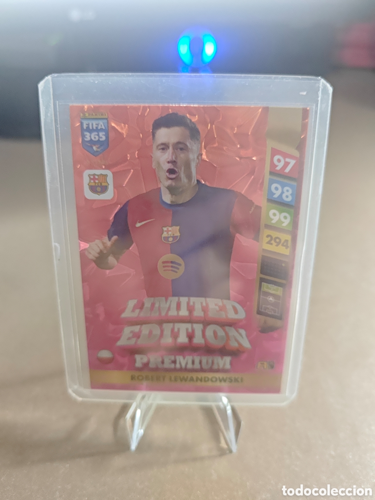 Fu&szlig;ball-Sticker: ROBERT LEWANDOWSKI ADRENALYN 2025 LIMITED EDITION PREMIUN