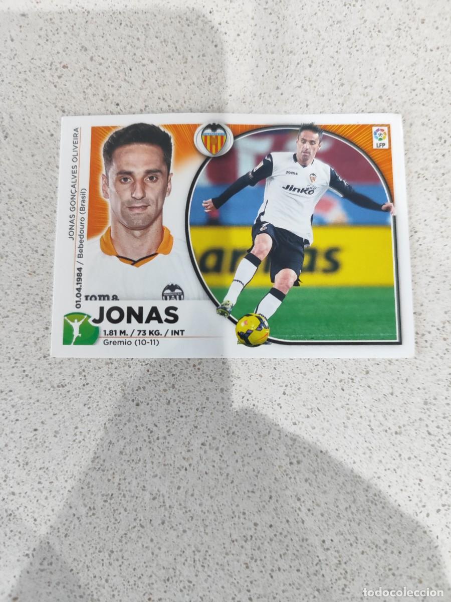 Football Stickers: CROMO N&Uacute;MERO 16 JONAS VALENCIA. LIGA ESTE 14/15.