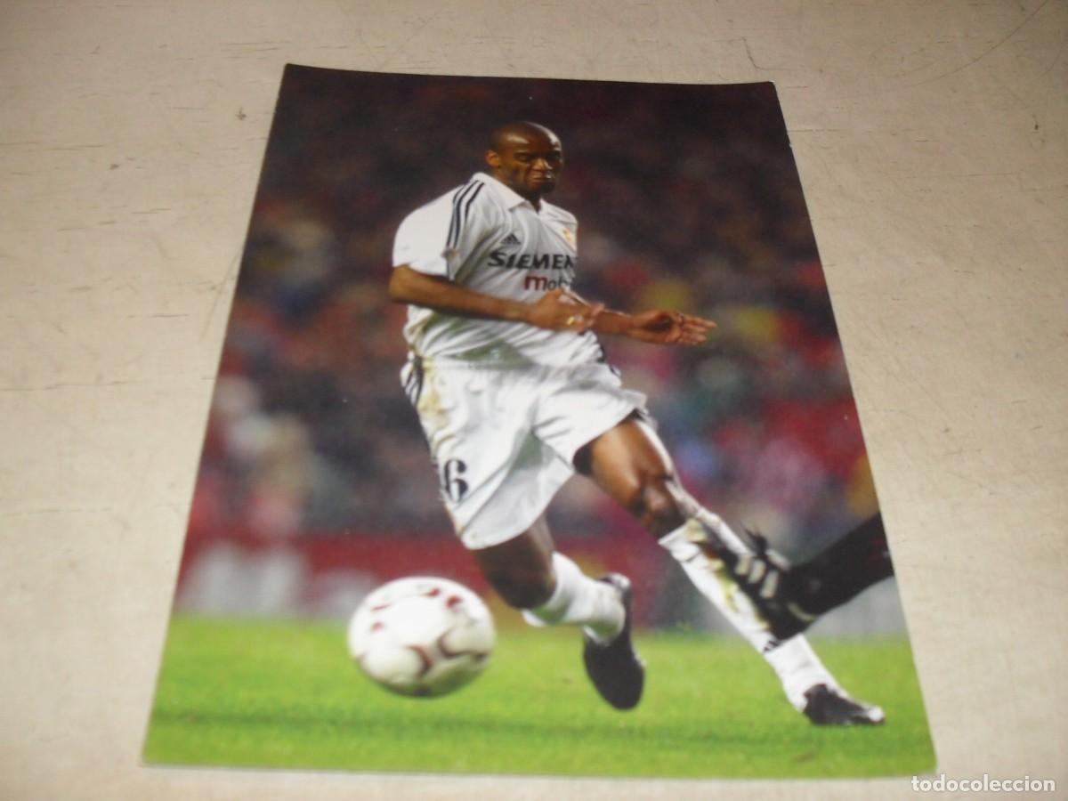 Figurine di Calcio: BELLA FOTO DEL REAL MADRID,N&ordm; 73,PRODUCTO OFICIAL,EDITA MAGIC BOX INT,TEMP.2002-2003