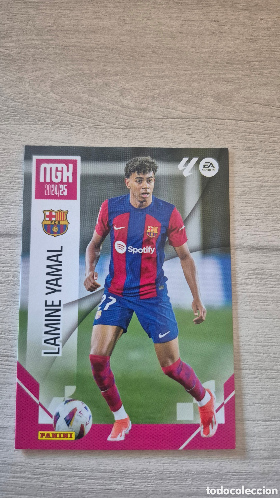 Fu&szlig;ball-Sticker: Lamine Yamal Megacracks 24/25