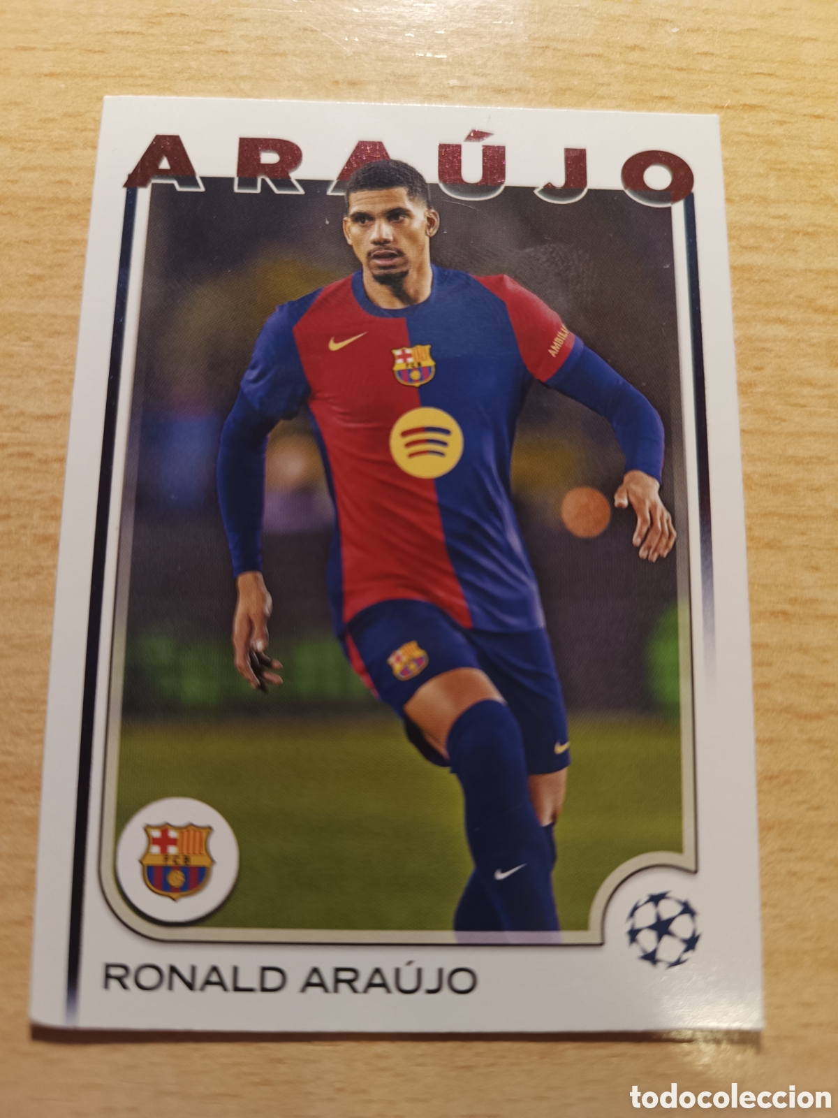 Figurine di Calcio: 24 RONALD ARAUJO FC BARCELONA UCC FLAGSHIP 2024 2025 TOPPS 24 25