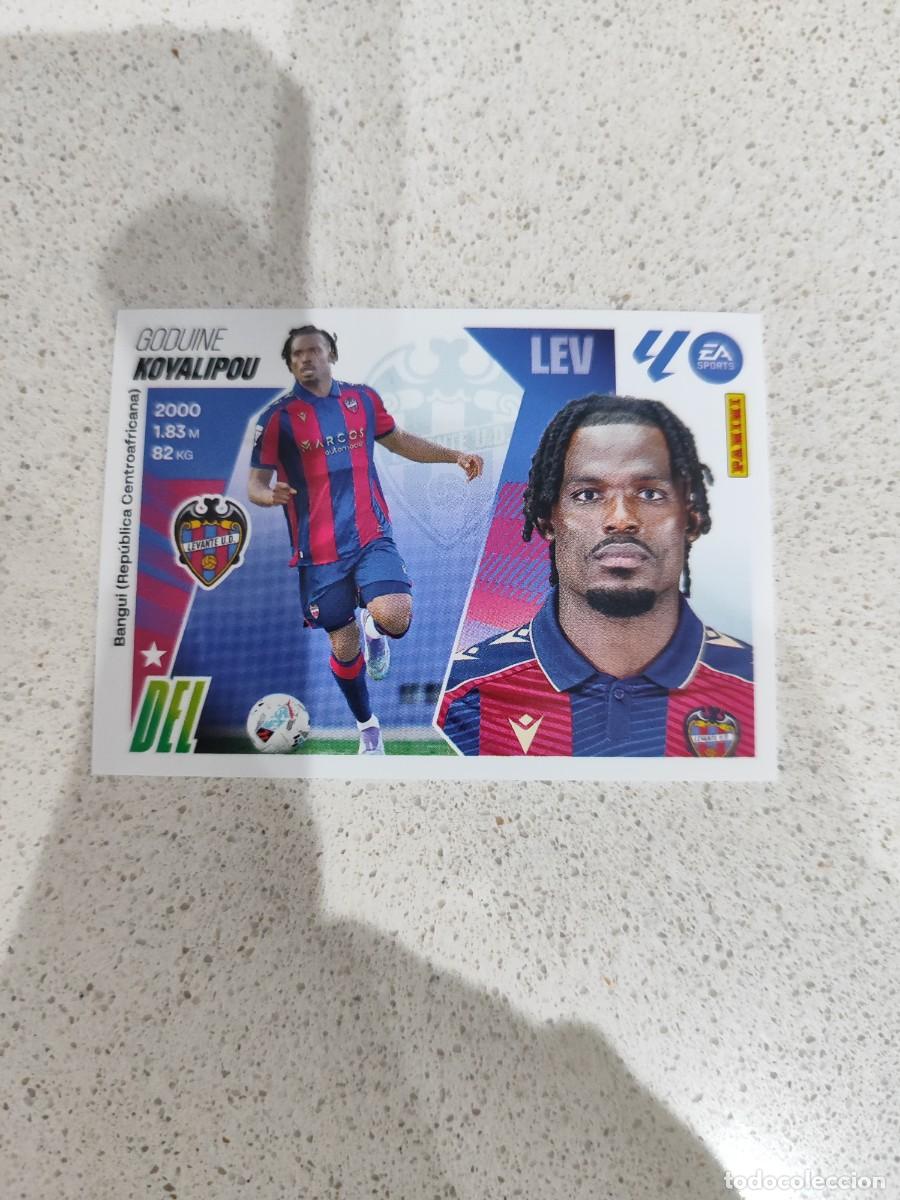 Fu&szlig;ball-Sticker: CROMO N&Uacute;MERO 43 &Uacute;LTIMO FICHAJE KOYALIPOU LEVANTE. LIGA ESTE 25/26. TERCERA EDICI&Oacute;N.