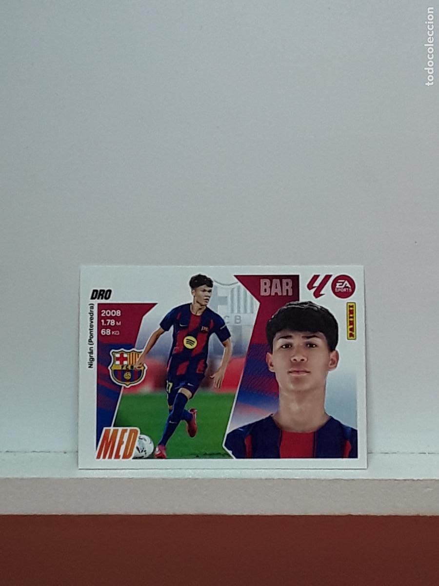 Cartes &agrave; collectionner de Football: LALIGA ESTE 2025 2026 EA SPORTS 25 26 ALBUM PANINI LIGA N 13BIS 13 BIS BARCELONA DRO