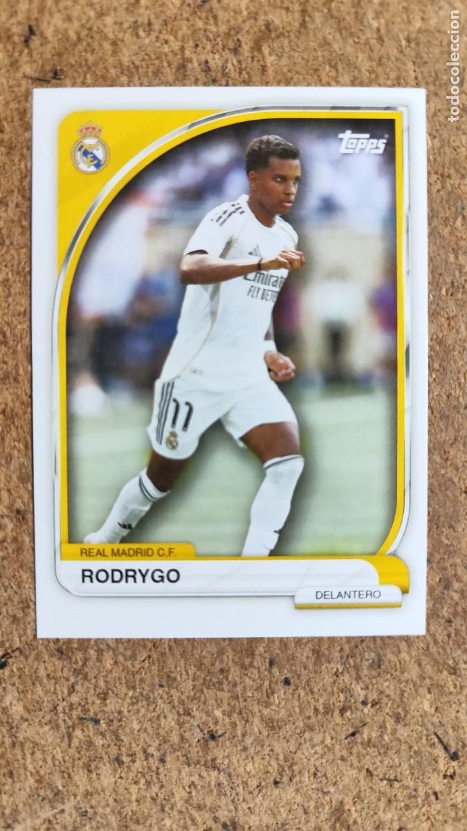 Football Stickers: SET COLLECTOR TIN REAL MADRID 2026 CARD BASICA RODRYGO # 19 TOPPS