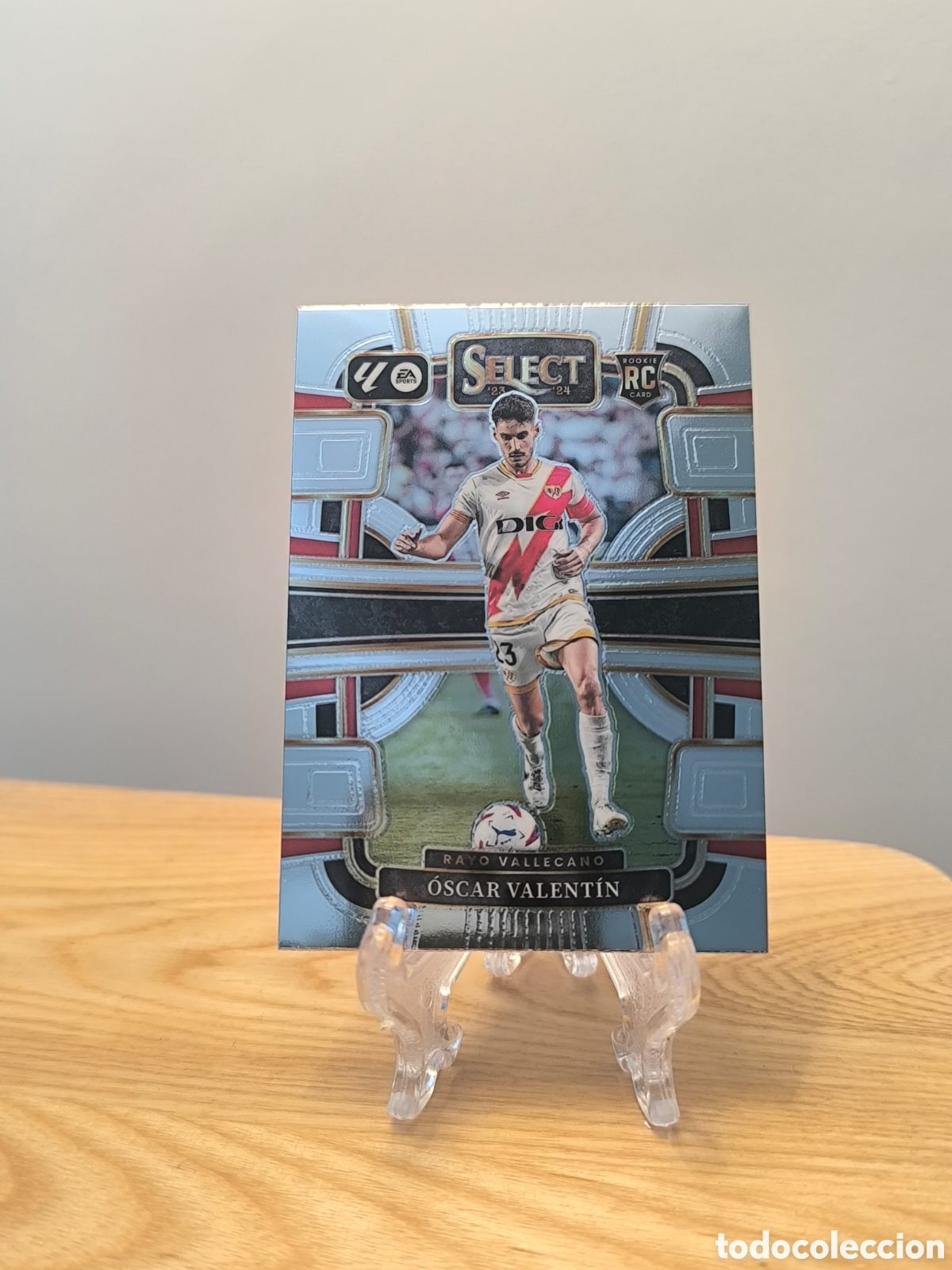 Figurine di Calcio: &Oacute;scar Valent&iacute;n RC Panini Select Rayo Vallecano