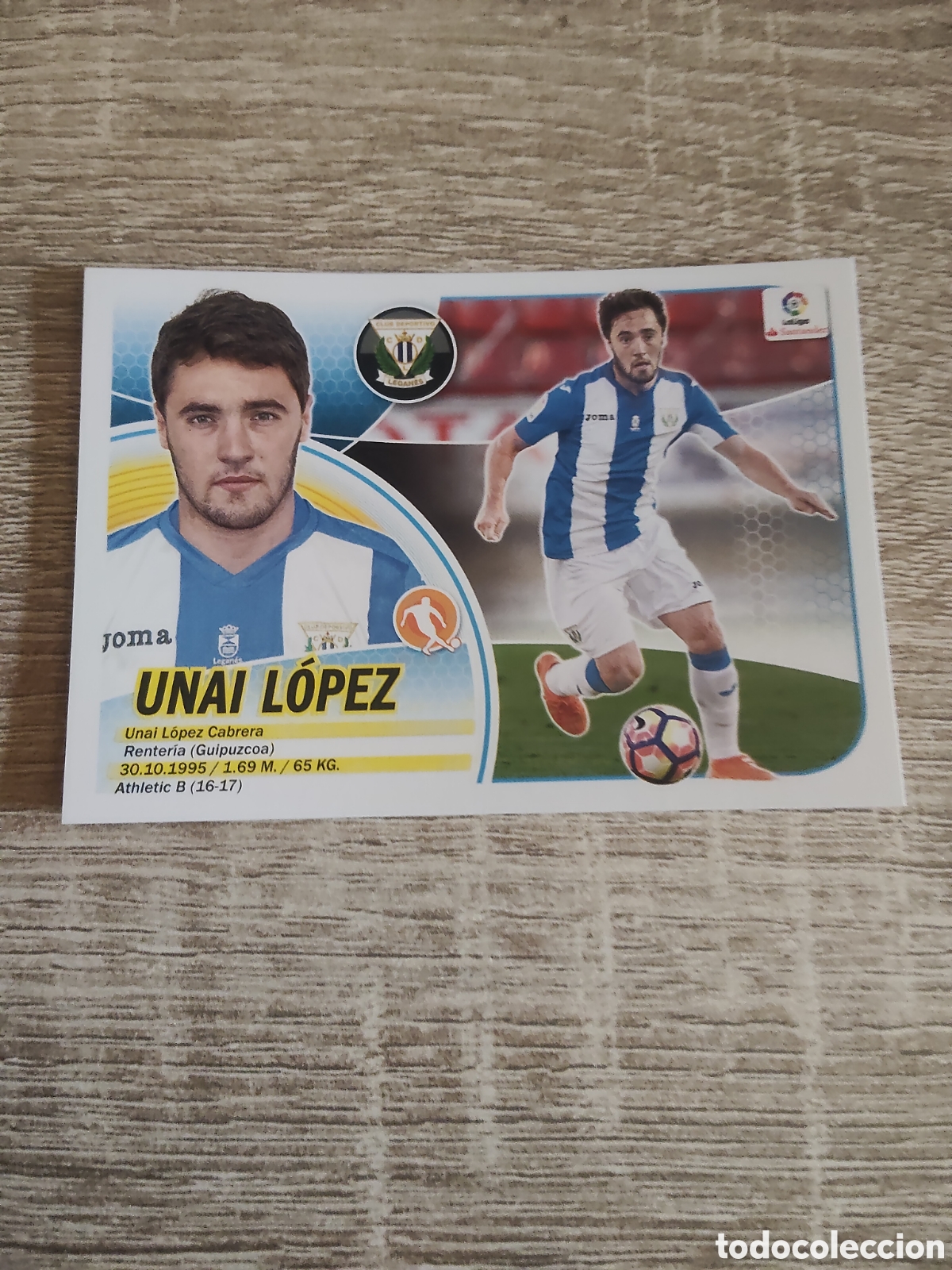 Football Stickers: Unai L&oacute;pez Legan&eacute;s logo Santander liga 2016 2017 16 17 ediciones este