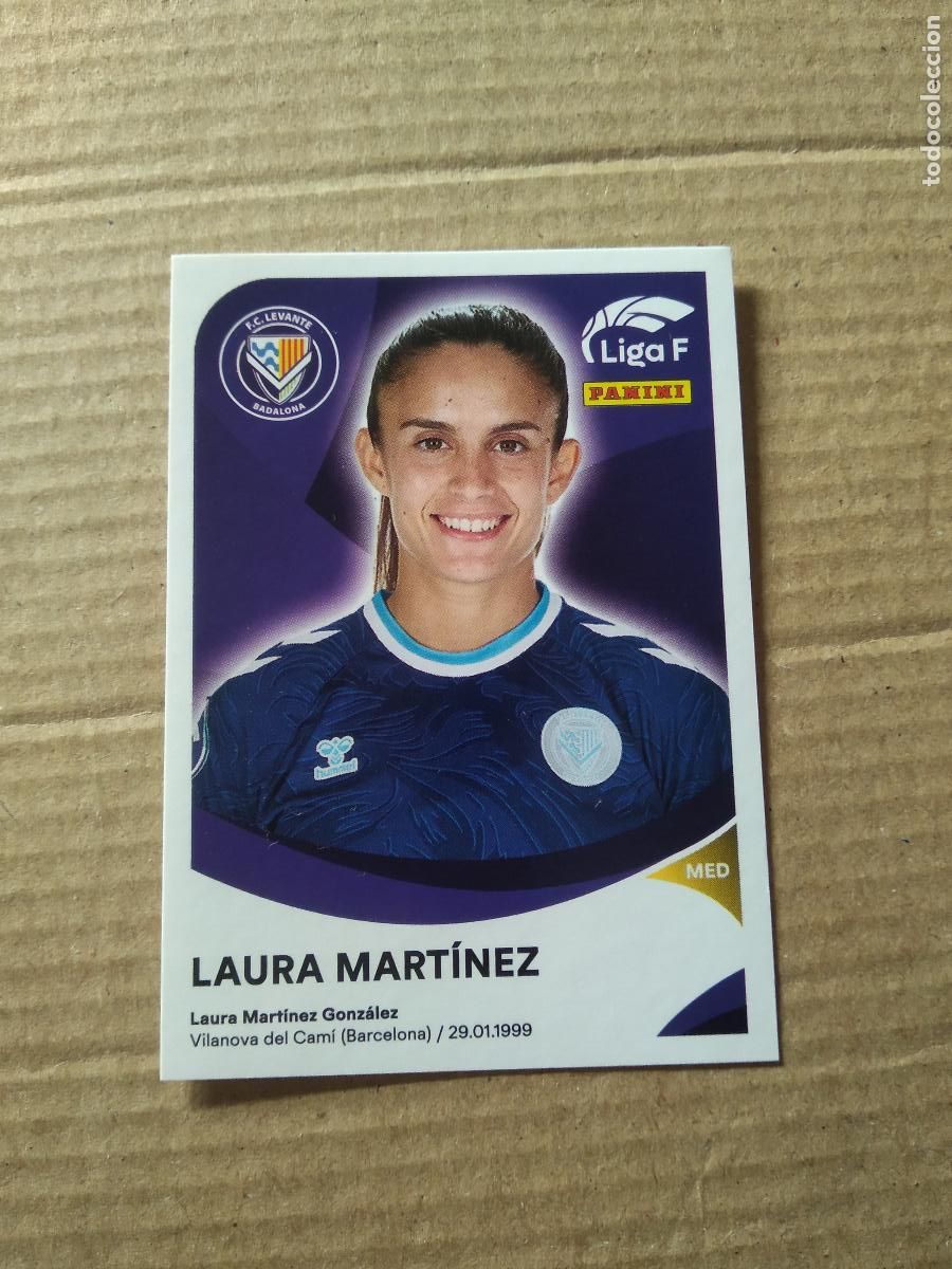 Fu&szlig;ball-Sticker: 197A 197 A LAURA MARTINEZ LEVANTE BADALONA CROMO PANINI LIGA F 24-25 FUTBOL FEMENINO 2024-2025