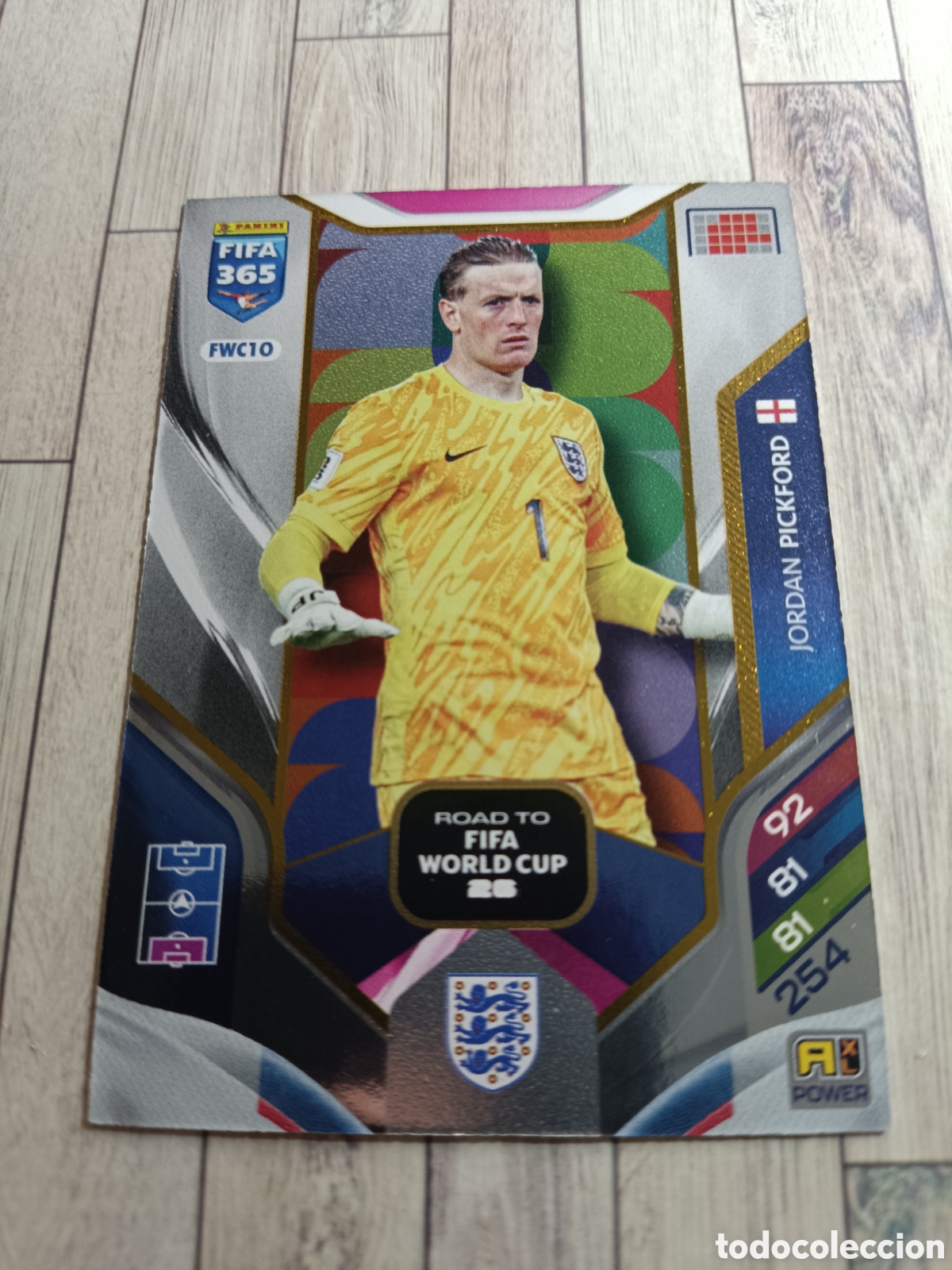 Cromos de f&uacute;tbol: FWC10 JORDAN PICKFORD INGLATERRA ROAD WORLD CUP ADRENALYN XL FIFA 365 PANINI 2026