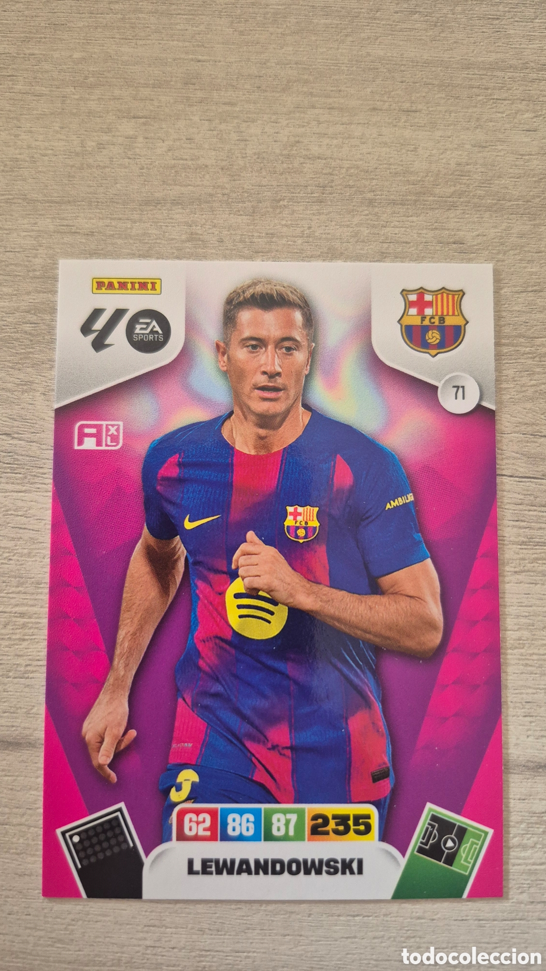Cromos de Futebol: N&deg;71 Barcelona Lewandowski Adrenalyn 25/26