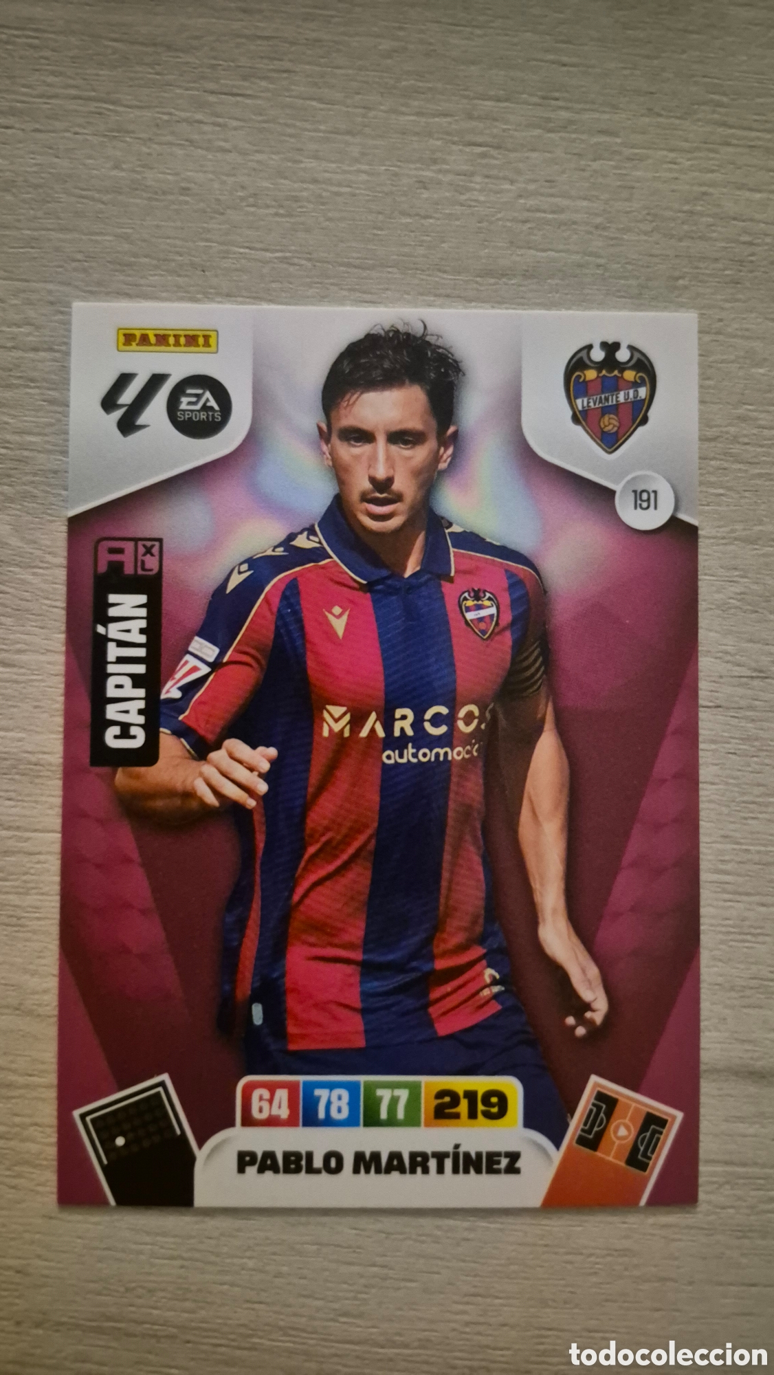 Fu&szlig;ball-Sticker: N&deg;191 Levante Pablo Mart&iacute;nez Adrenalyn 25/26