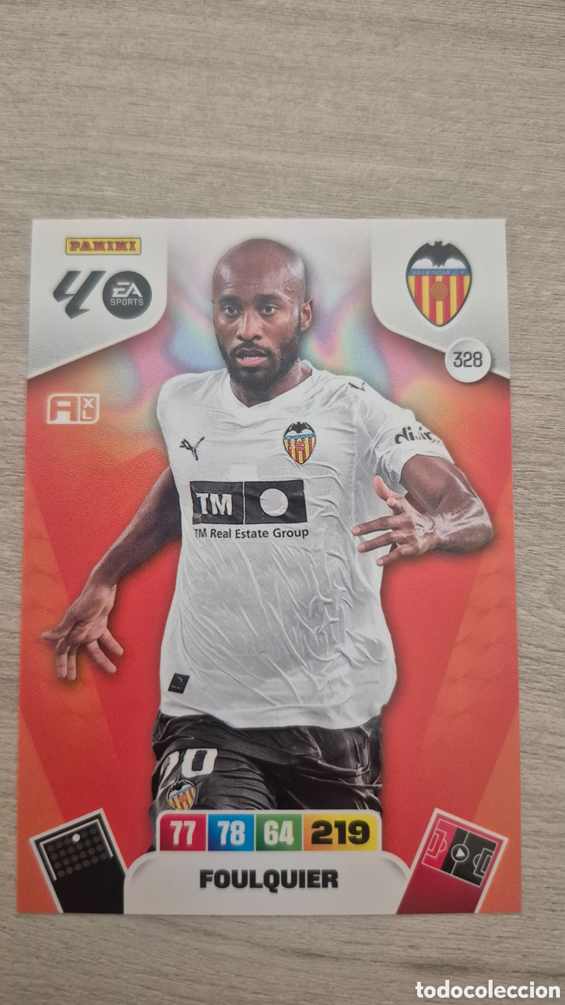Fu&szlig;ball-Sticker: N&deg;328 Valencia Foulquier Adrenalyn 25/26