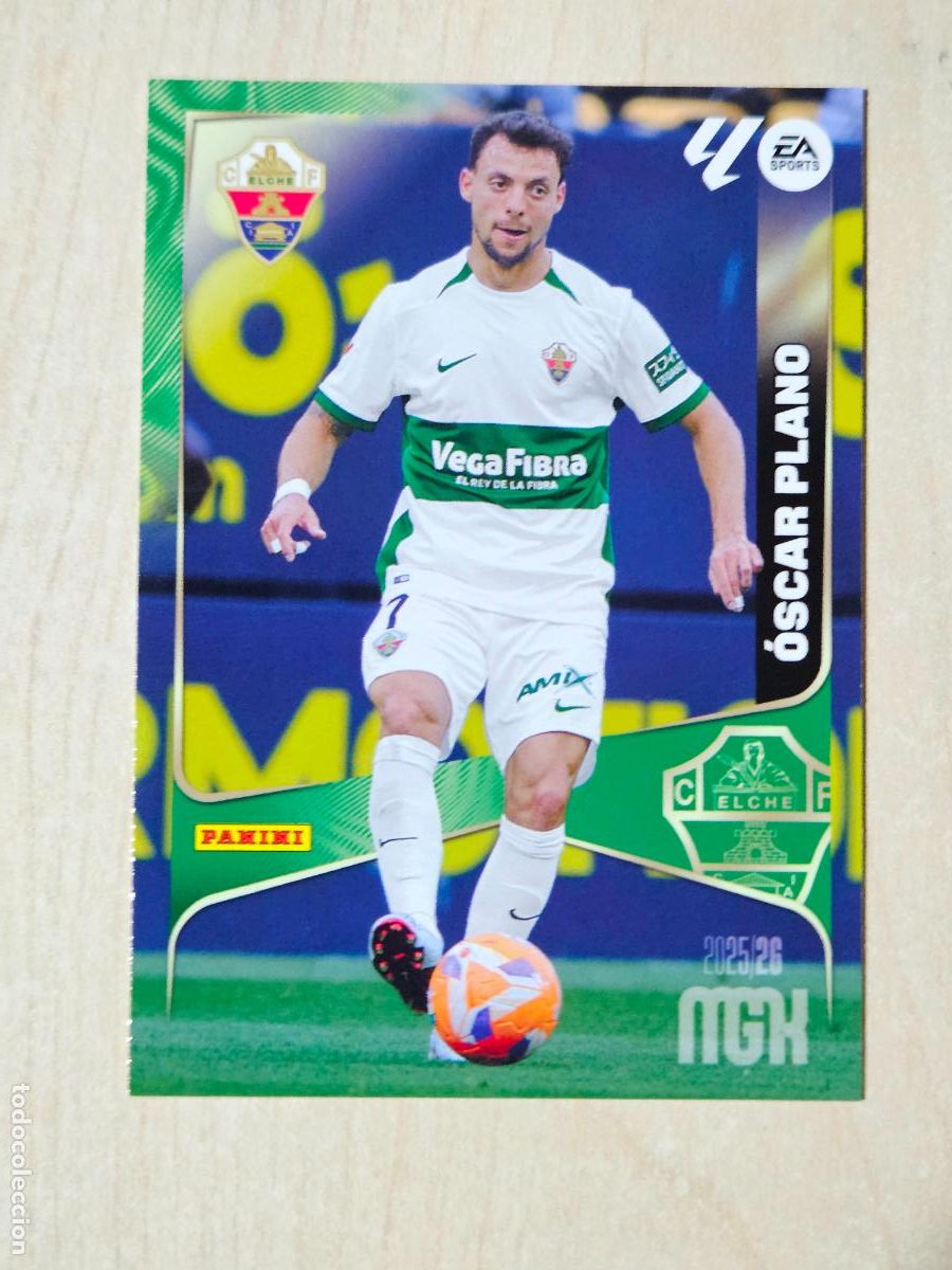 Fu&szlig;ball-Sticker: CROMO N&ordm; 144 OSCAR PLANO - MEGACRACKS 2025 26 - ELCHE