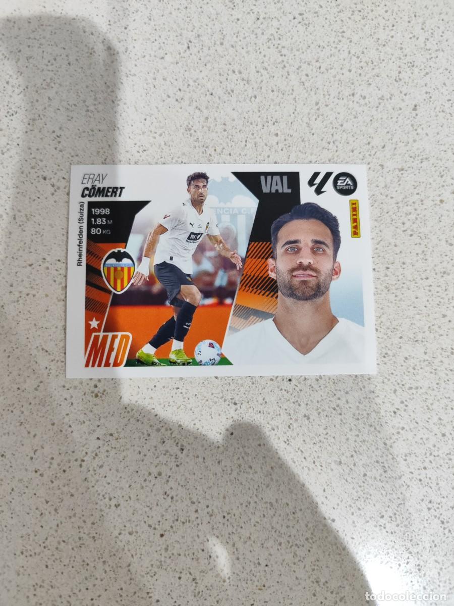 Figurine di Calcio: CROMO N&Uacute;MERO 12 BIS COLOCA C&Ouml;MERT VALENCIA. LIGA ESTE 25/26. CUARTA EDICI&Oacute;N.