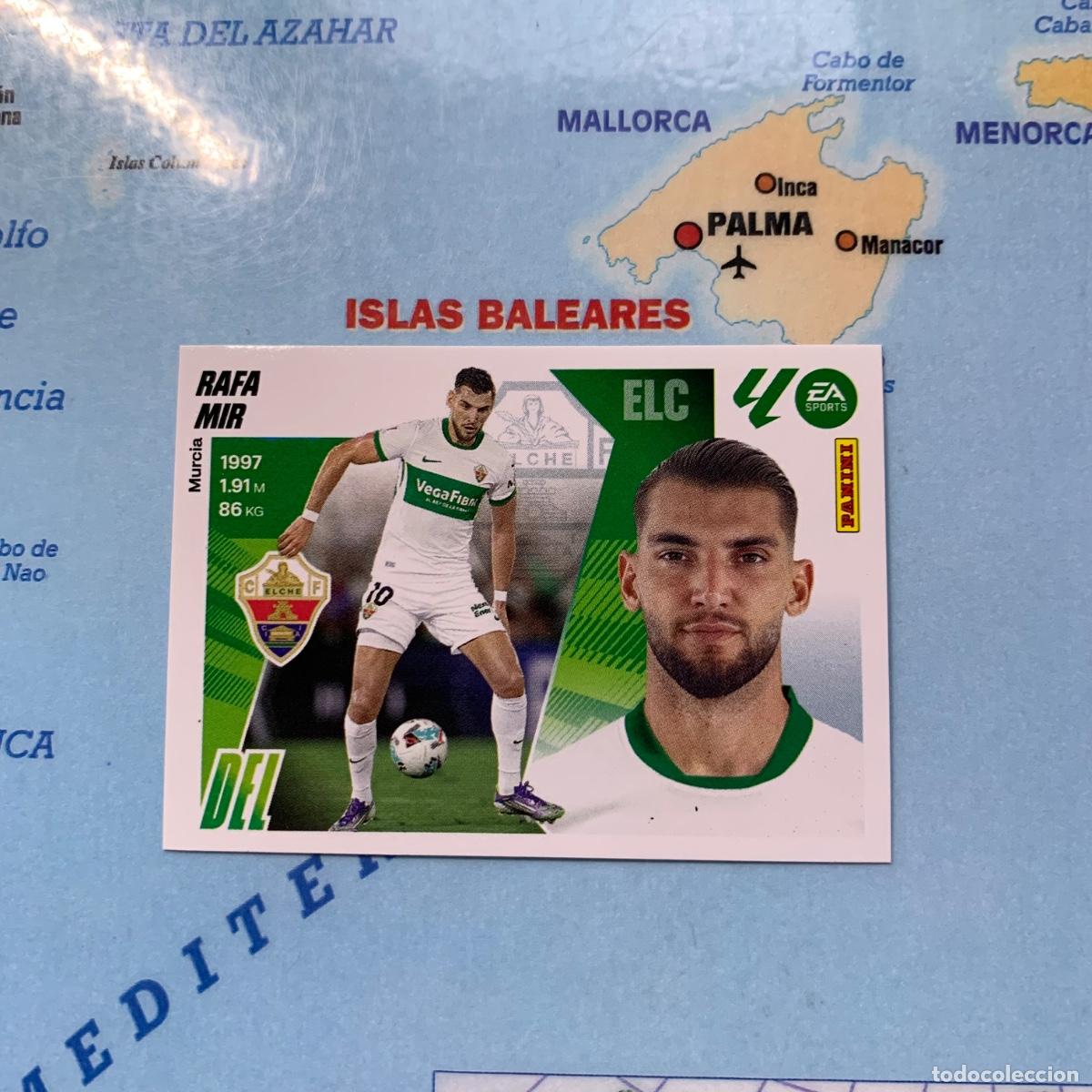 Cromos de f&uacute;tbol: Rafa Mir coloca n&uacute;mero 17 Bis Del Elche cromo liga este 25-26 2025-2026
