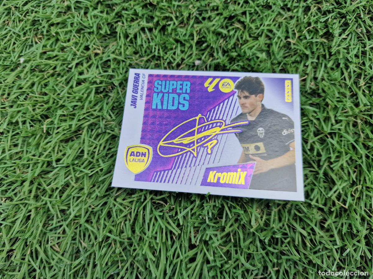 Figurine di Calcio: JAVI GUERRA K12 KROMIX VALENCIA LIGA ESTE 2025 2026 25 26 PANINI LALIGA EA SPORTS