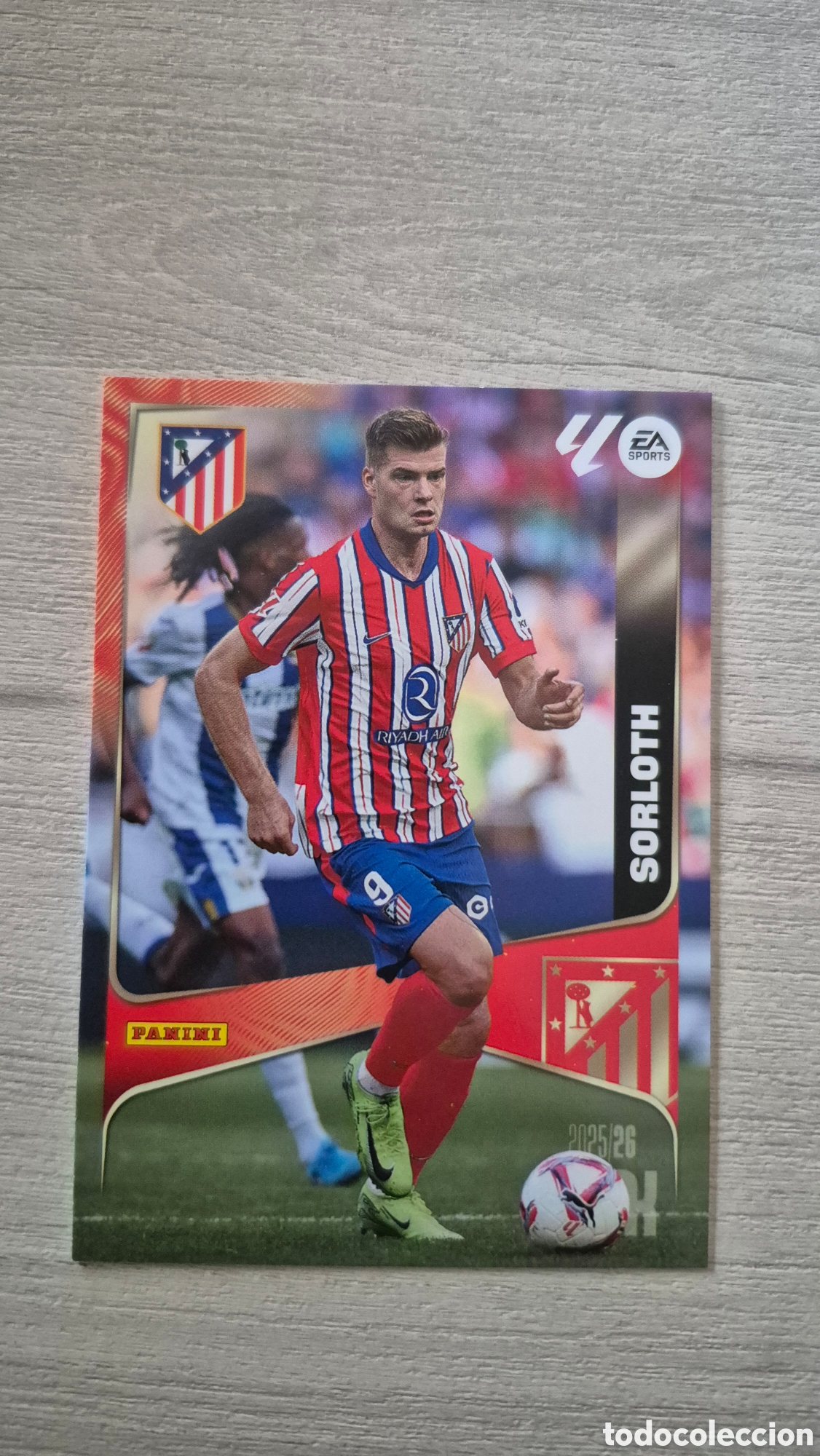 Fu&szlig;ball-Sticker: N&deg;72 Atl&eacute;tico Madrid Sorloth Megacracks 25/26