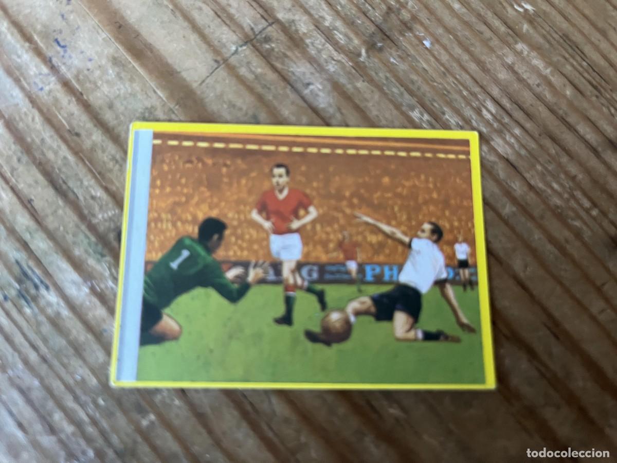 Cromos de F&uacute;tbol: R31107 CROMO SIN PEGAR NUNCA PEGADO FUTBOL EN ACCION MUNDIAL ESPA&Ntilde;A 1982 DANONE 30 HUNGRIA ALEMANIA