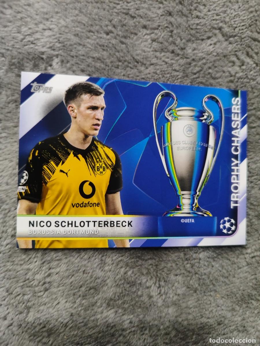 Figurine di Calcio: TC-14 NICO SCHLOTTERBECK BORUSSIA DORTMUND TROPHY CHASERS UCC FLAGSHIP 2025 26 TOPPS 25 2026 CHAMPIO