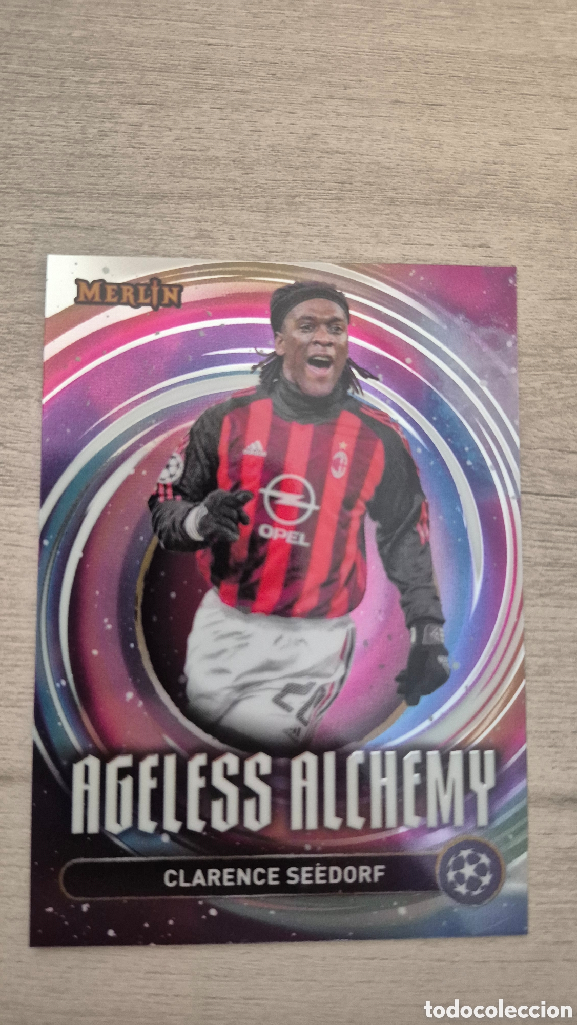 Figurine di Calcio: Clarence Seedorf &rdquo;Ageless Alchemy&rdquo; Topps Merlin 24/25