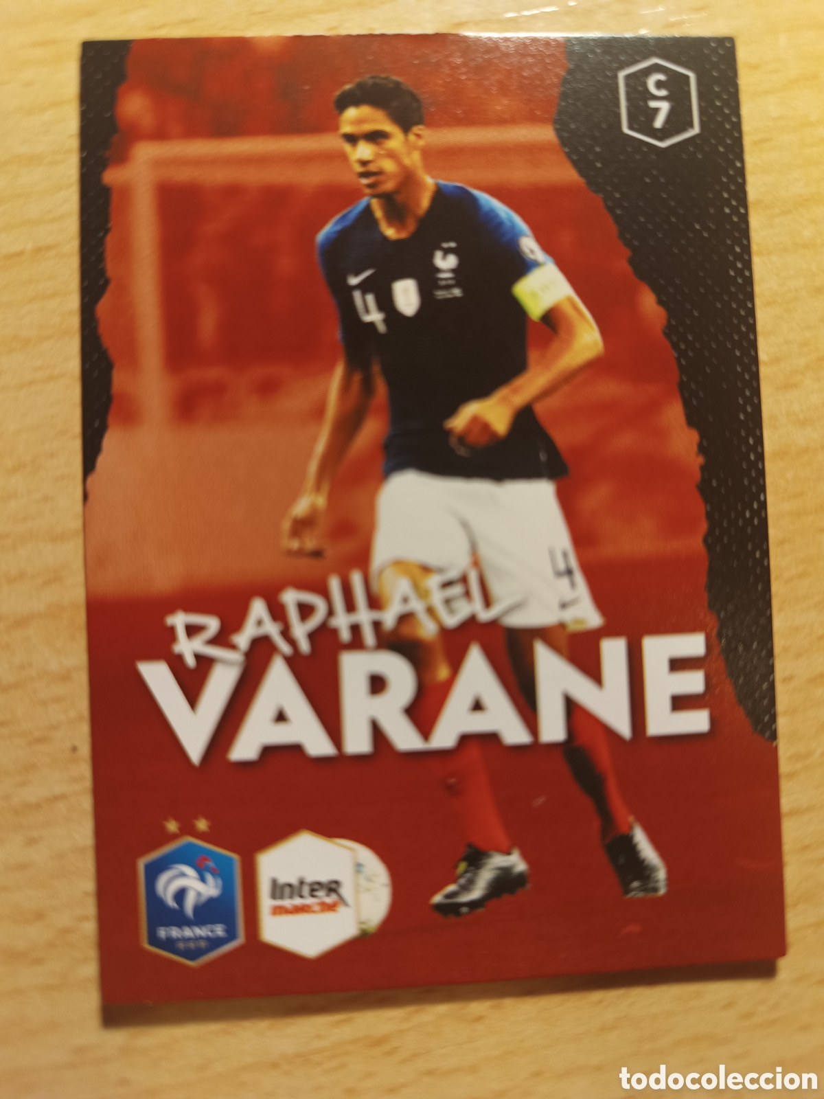 Cromos de F&uacute;tbol: C7 RAPHAEL VARANE FRANCIA FRANCE AU PLUS PR&Egrave;S DES BLEUS 2020