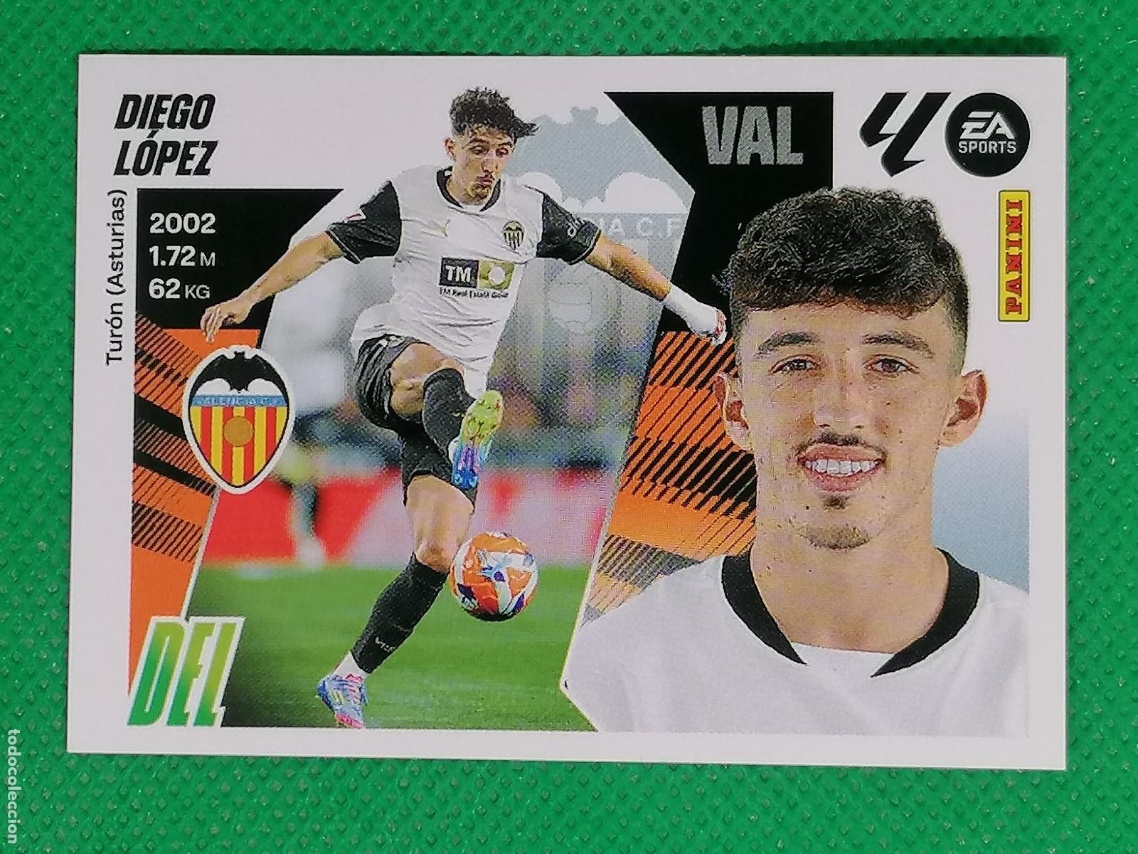 Football Stickers: 20 DIEGO LOPEZ VALENCIA ⚽ PANINI LIGA ESTE 25 26 2025 2026 ⚽