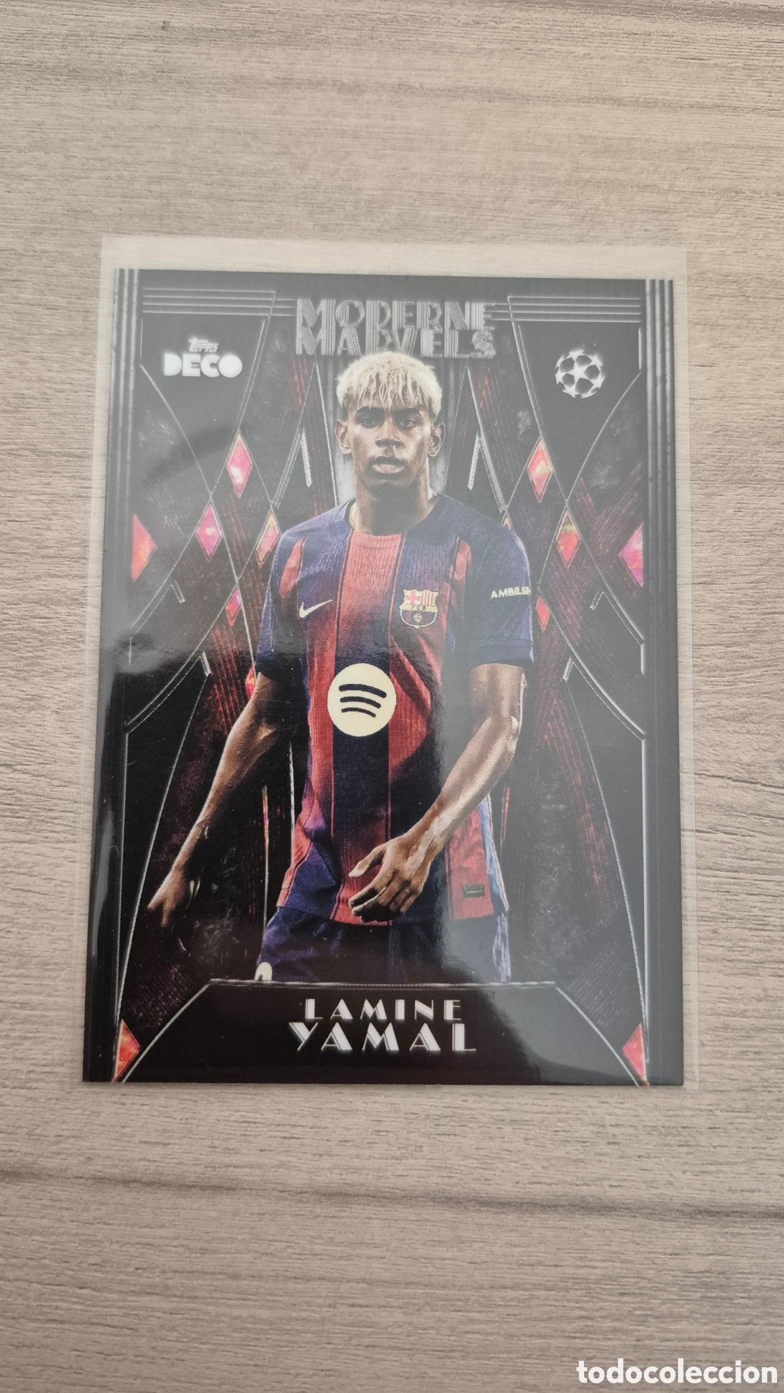 Cromos de F&uacute;tbol: Lamine Yamal &rdquo;Moderne Marvells&rdquo; Topps Deco 2025