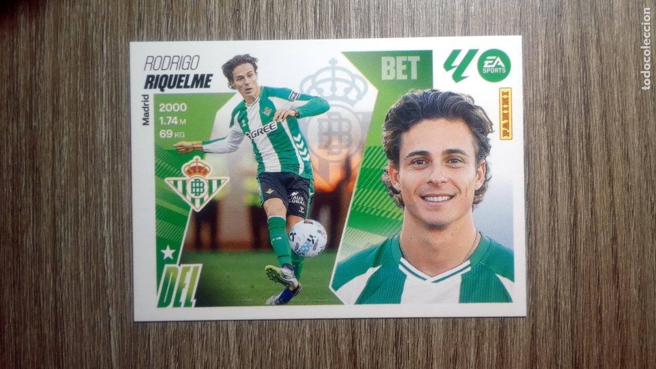 Cromos de F&uacute;tbol: Liga ESTE 2025-26 10 RIQUELME (REAL BETIS) &Uacute;ltimos Fichajes Fichaje PANINI 2025/26 25 26