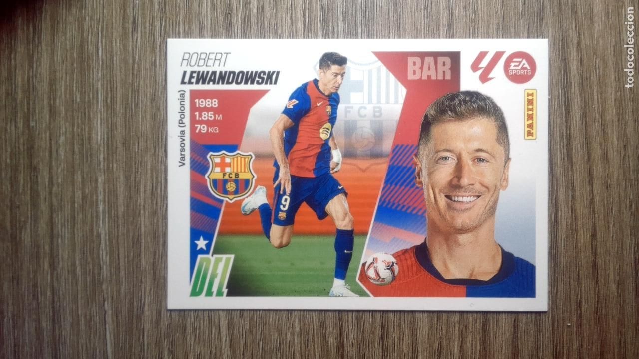 Figurine di Calcio: Liga ESTE 2025-26 20 LEWANDOWSKI Barcelona PANINI 2025/26 25 26