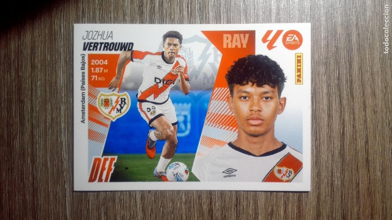 Figurine di Calcio: Liga ESTE 2025-26 8 BIS-. VERTROUWD Rayo Vallecano PANINI 2025/26 25 26