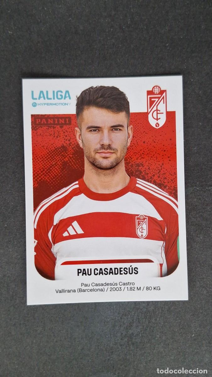 Figurine di Calcio: L2 PAU CASADESUS GRANADA C. F. 216A LIGA HYPERMOTION 2025/2026 25 26 PANINI NUNCA PEGADO