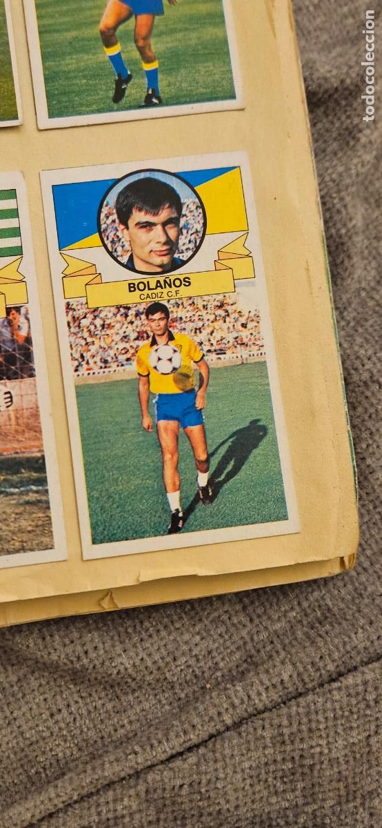 Fu&szlig;ball-Sticker: este 30 bola&ntilde;os cadiz 1985 1986 85 86 despegado